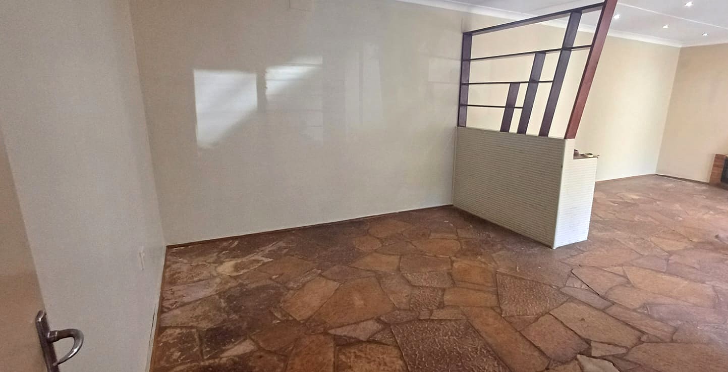 To Let 4 Bedroom Property for Rent in Wonderboom South Gauteng