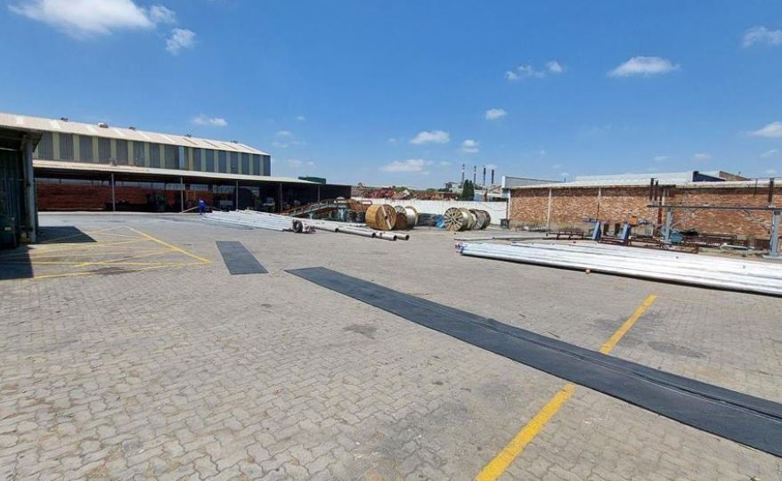 Commercial Property for Sale in Clayville Gauteng