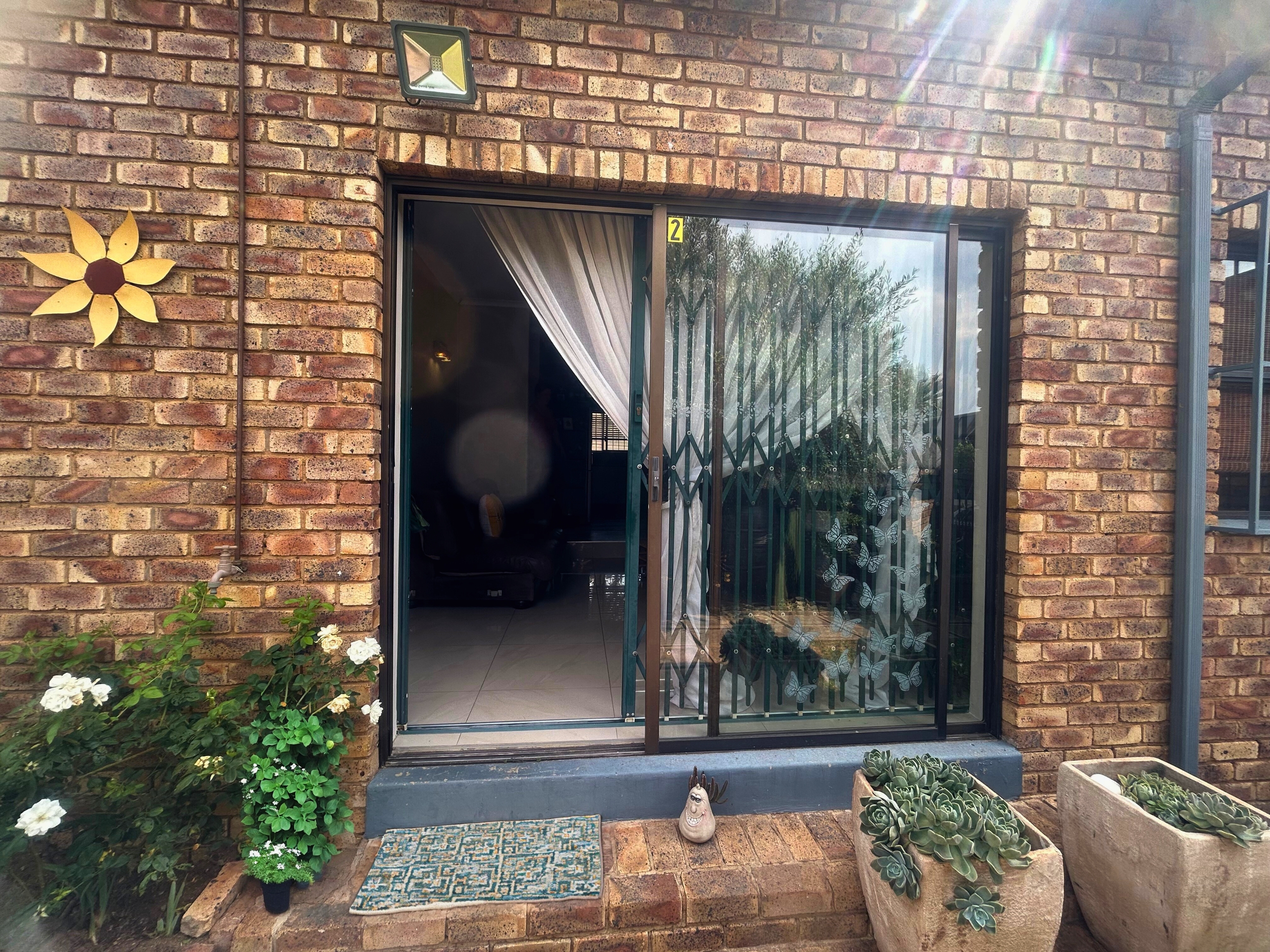 6 Bedroom Property for Sale in The Reeds Gauteng