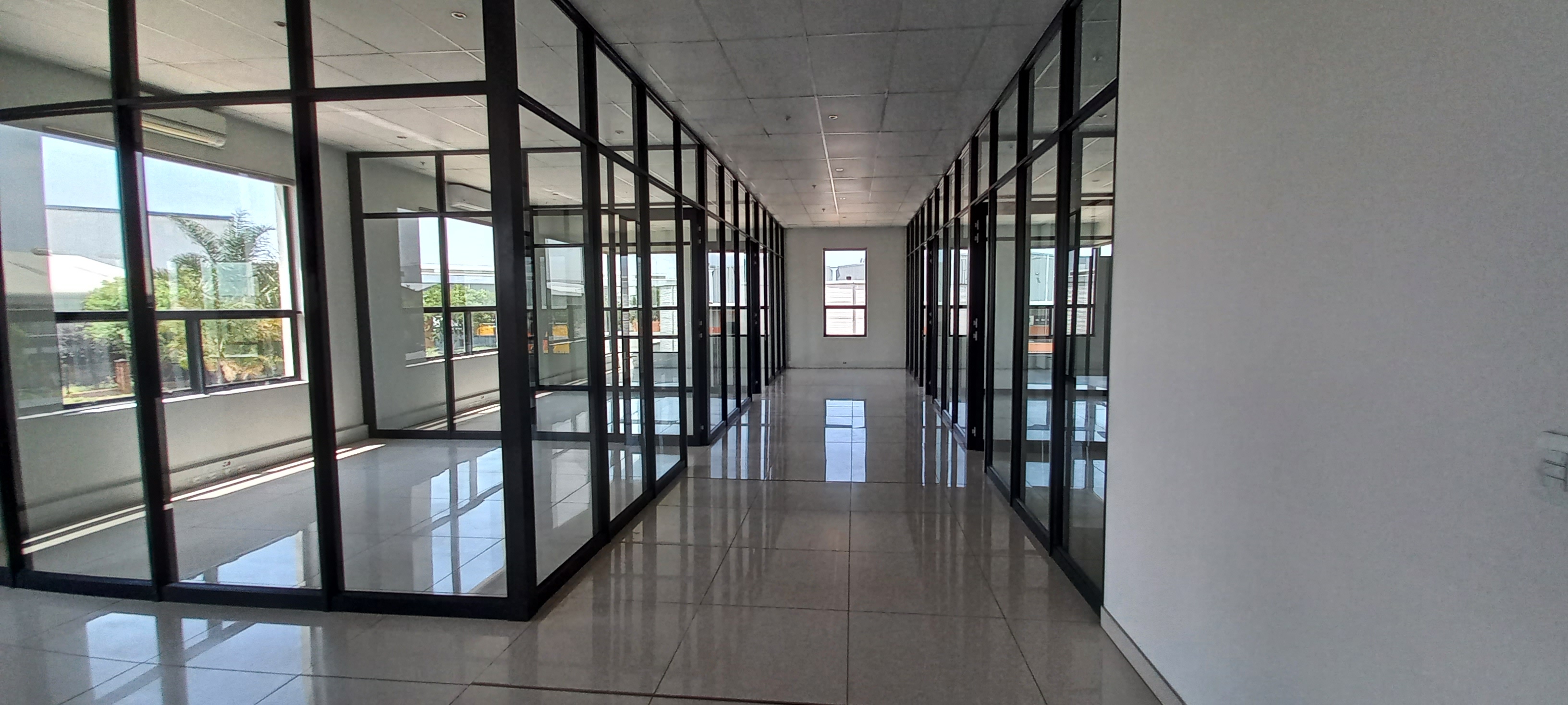 To Let commercial Property for Rent in Gosforth Park Gauteng