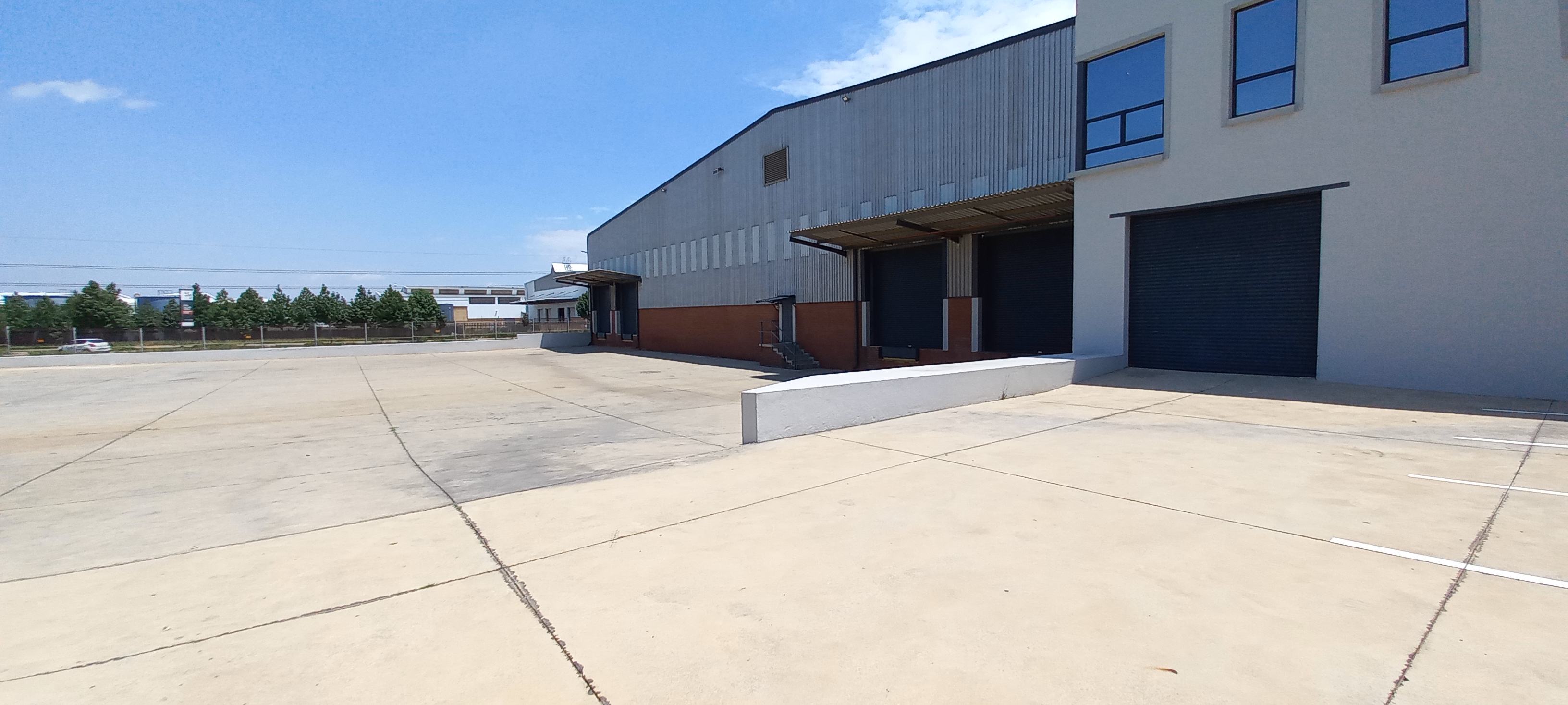 To Let commercial Property for Rent in Gosforth Park Gauteng