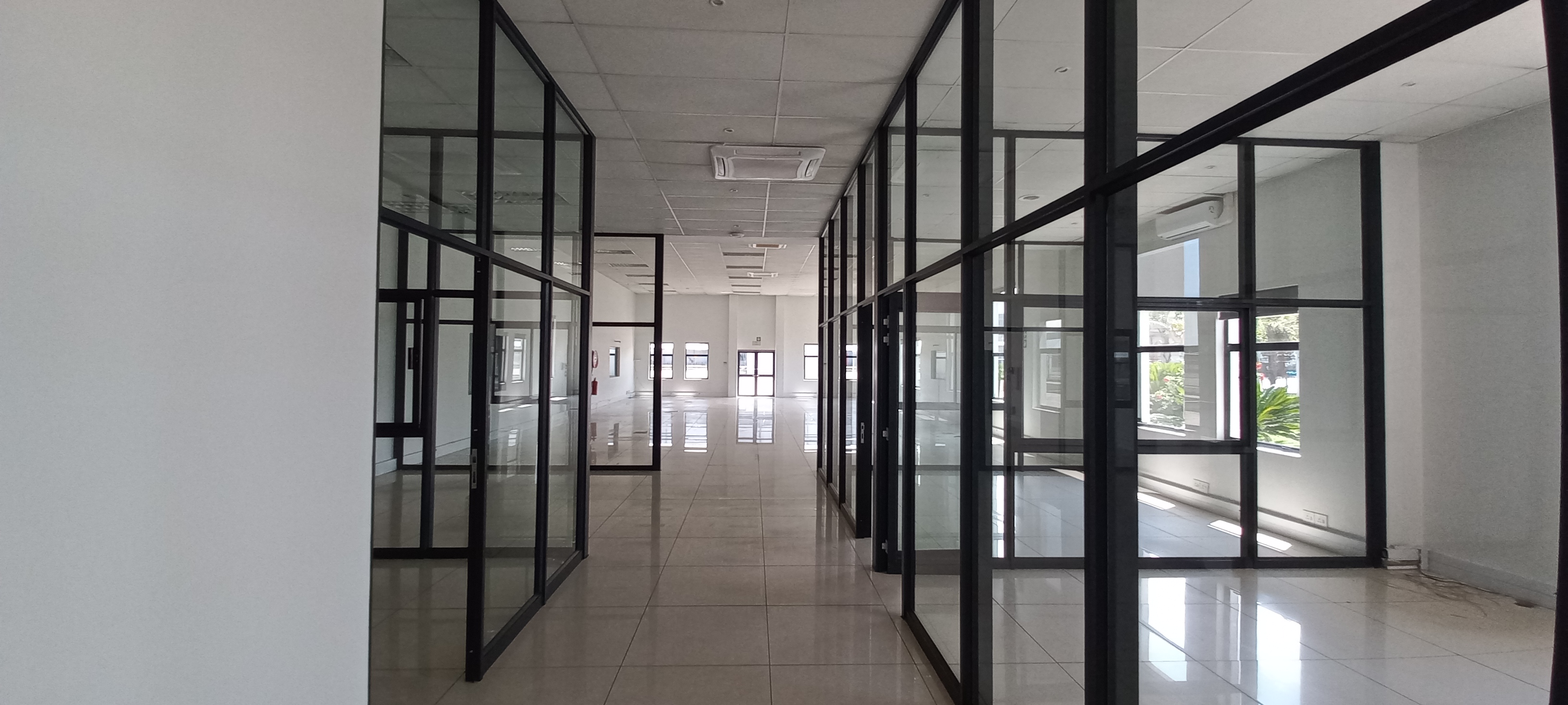 To Let commercial Property for Rent in Gosforth Park Gauteng