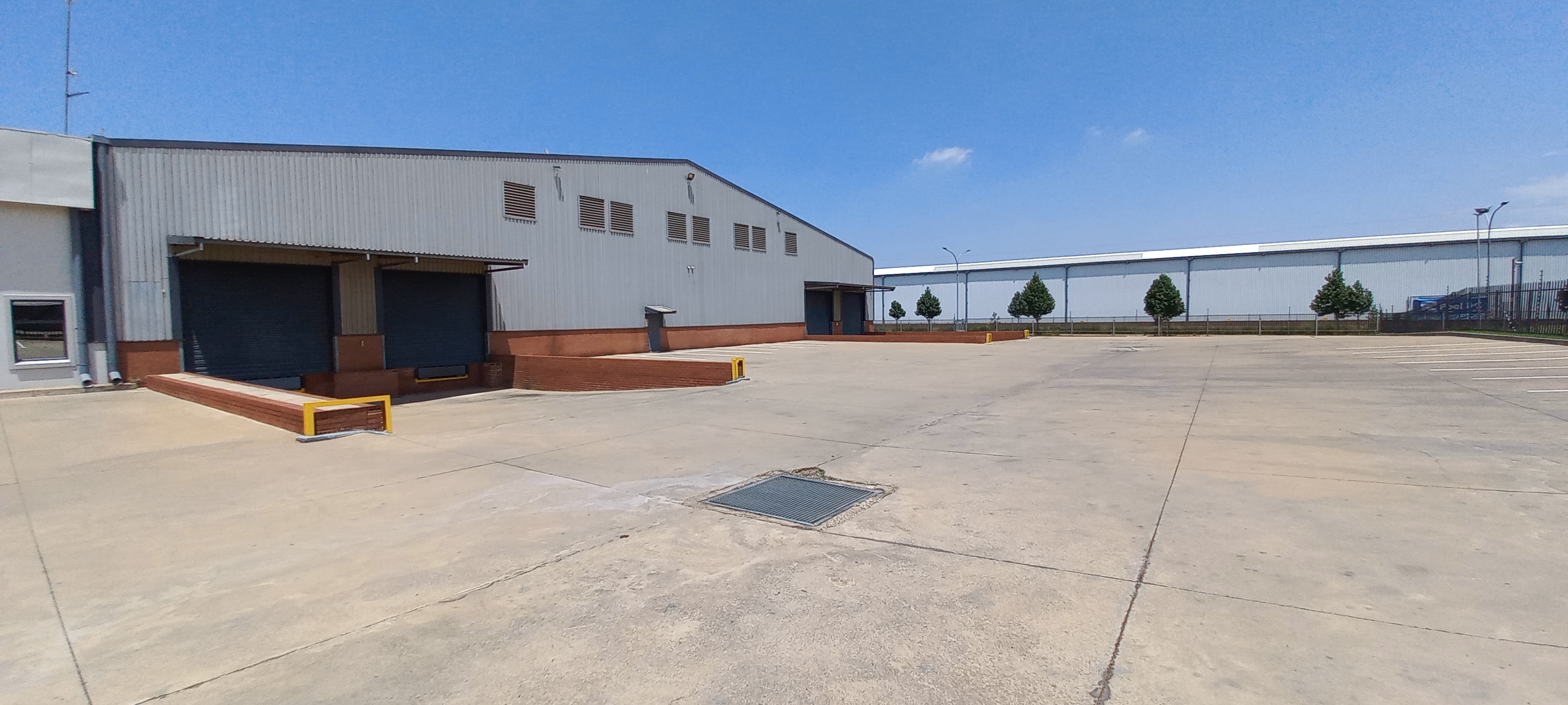 To Let commercial Property for Rent in Gosforth Park Gauteng