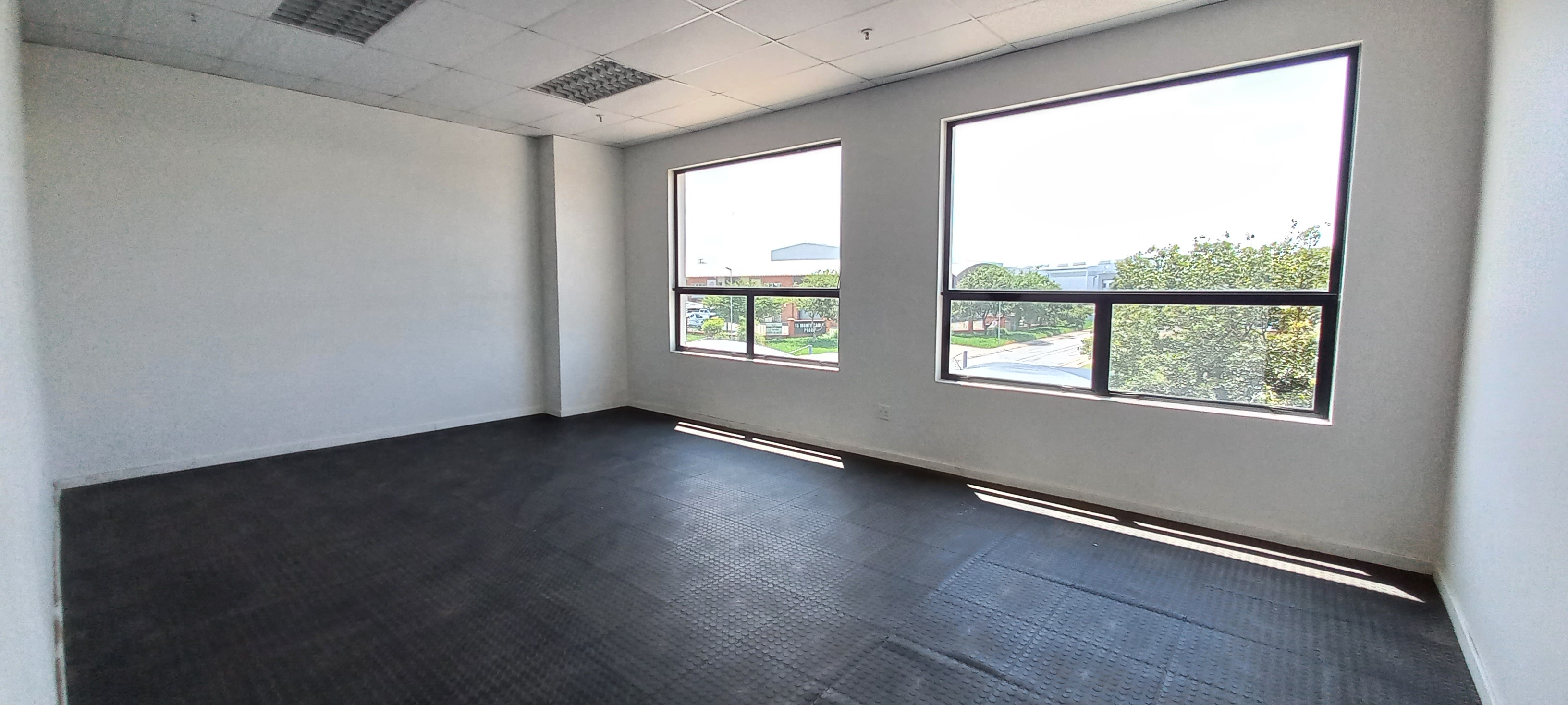 To Let commercial Property for Rent in Gosforth Park Gauteng