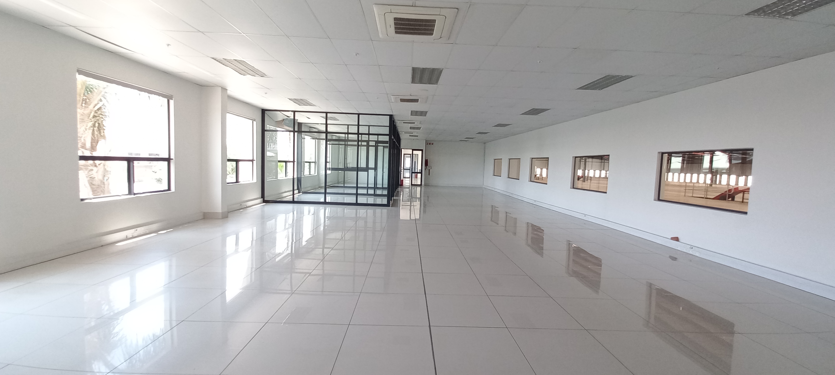 To Let commercial Property for Rent in Gosforth Park Gauteng