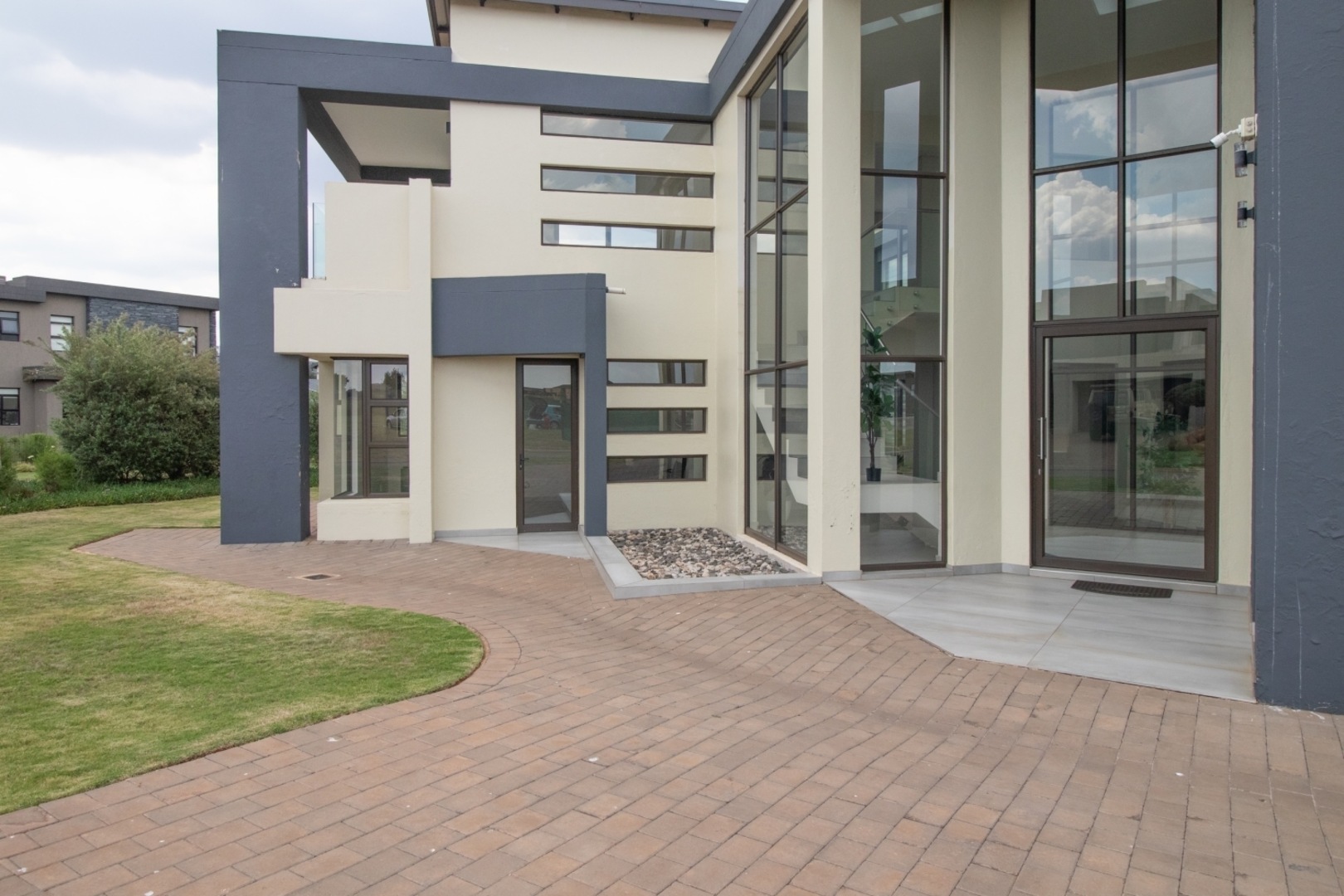 6 Bedroom Property for Sale in Serengeti Lifestyle Estate Gauteng