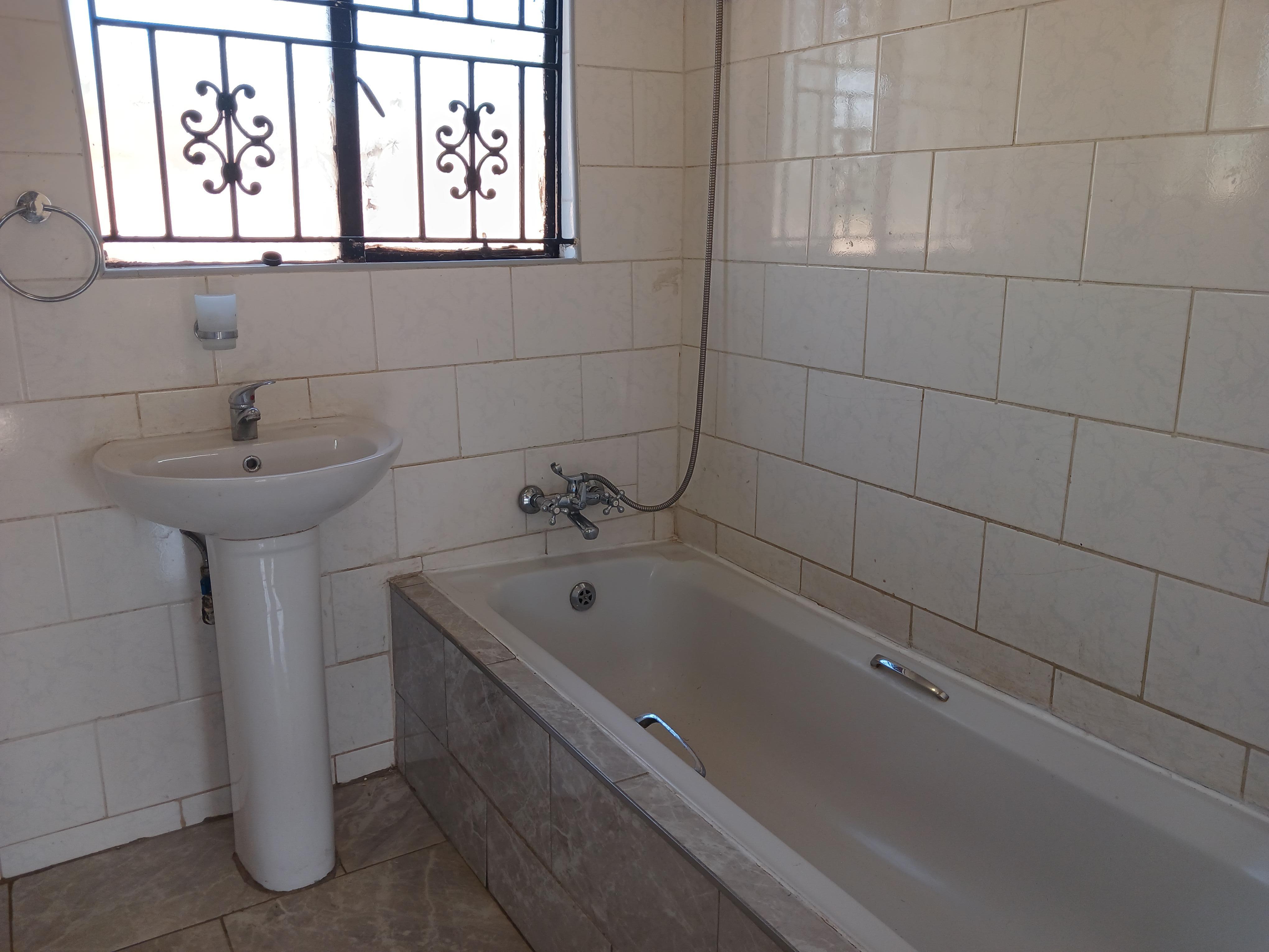 3 Bedroom Property for Sale in Chiawelo Gauteng