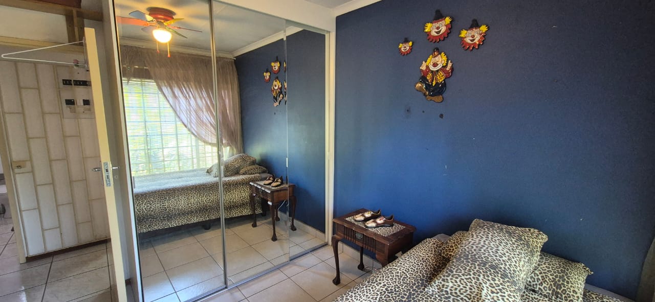 3 Bedroom Property for Sale in Brackendowns Gauteng