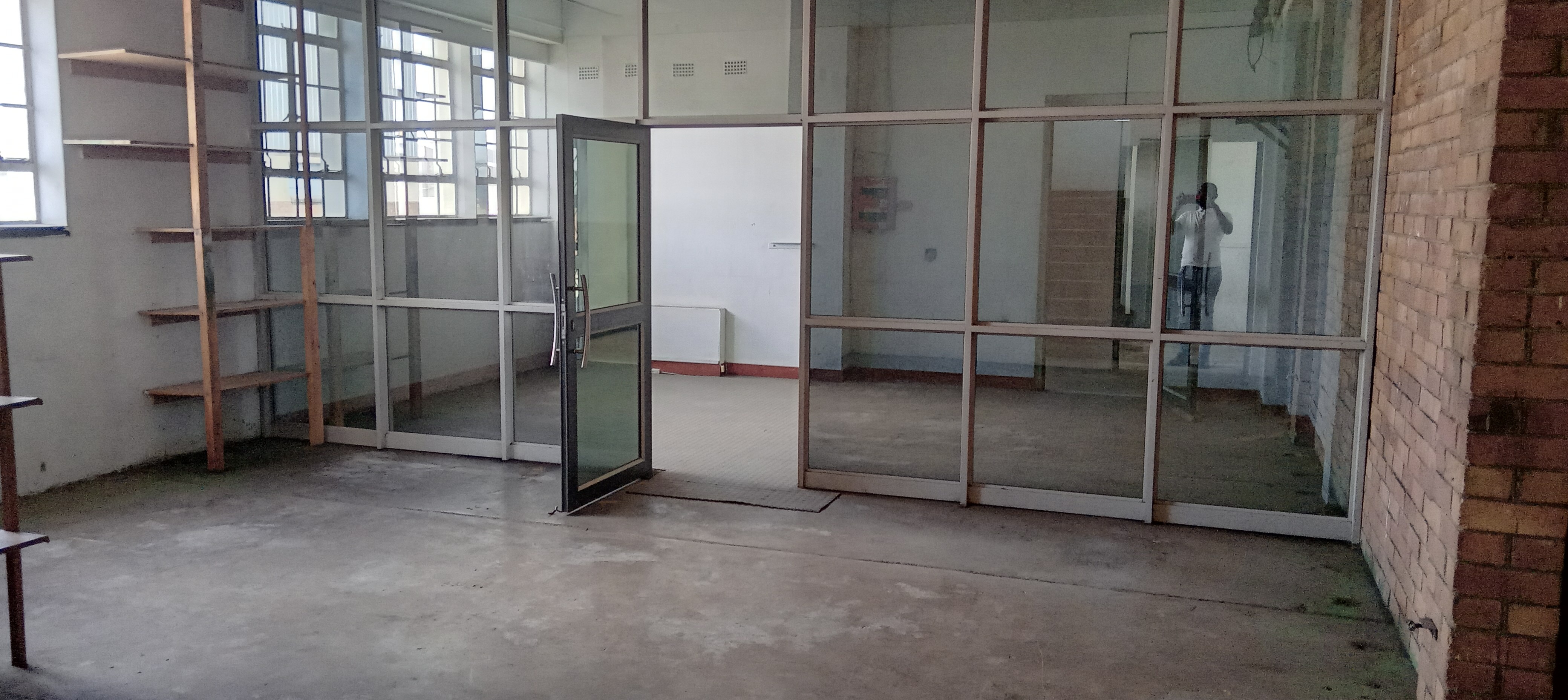 To Let commercial Property for Rent in Benrose Gauteng