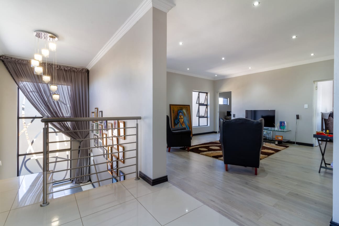 To Let 4 Bedroom Property for Rent in Copperleaf Estate Gauteng