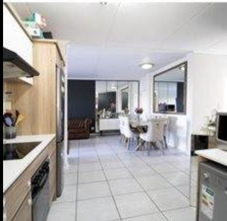 To Let 3 Bedroom Property for Rent in Waterfall Gauteng
