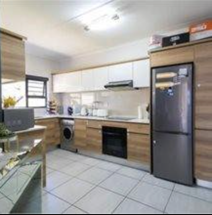 To Let 3 Bedroom Property for Rent in Waterfall Gauteng
