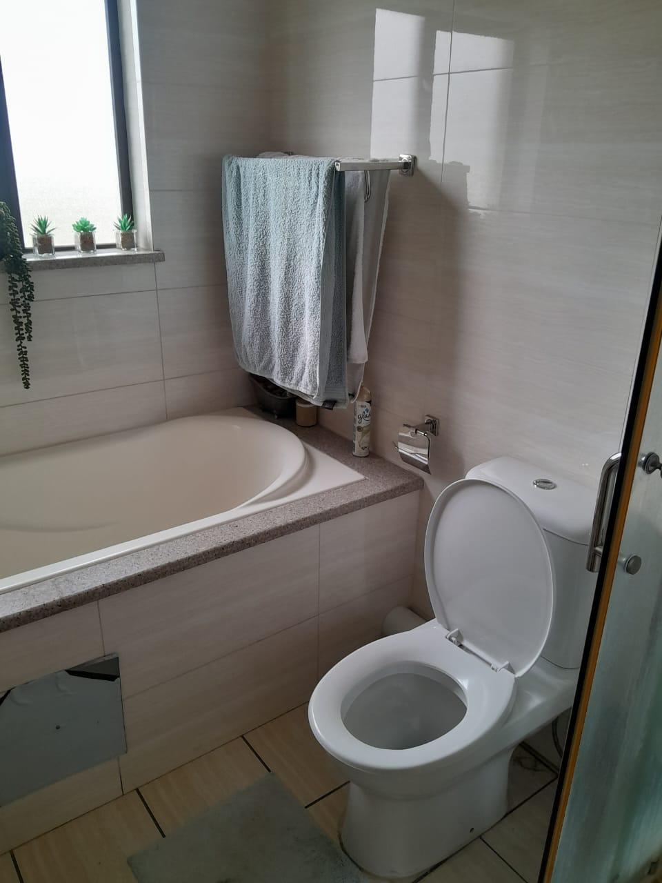 To Let 2 Bedroom Property for Rent in Noordwyk Gauteng