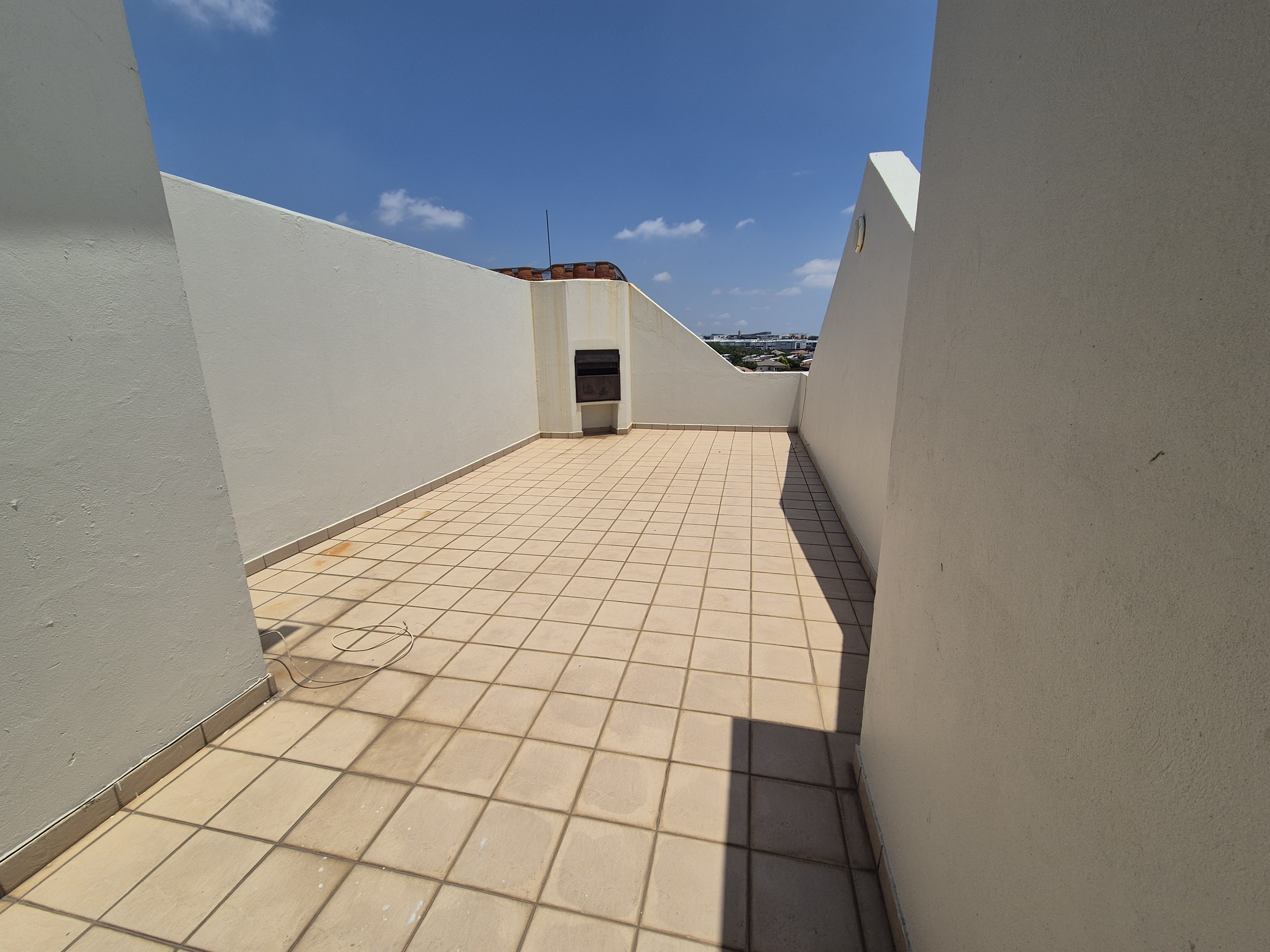 2 Bedroom Property for Sale in Greenstone Hill Gauteng