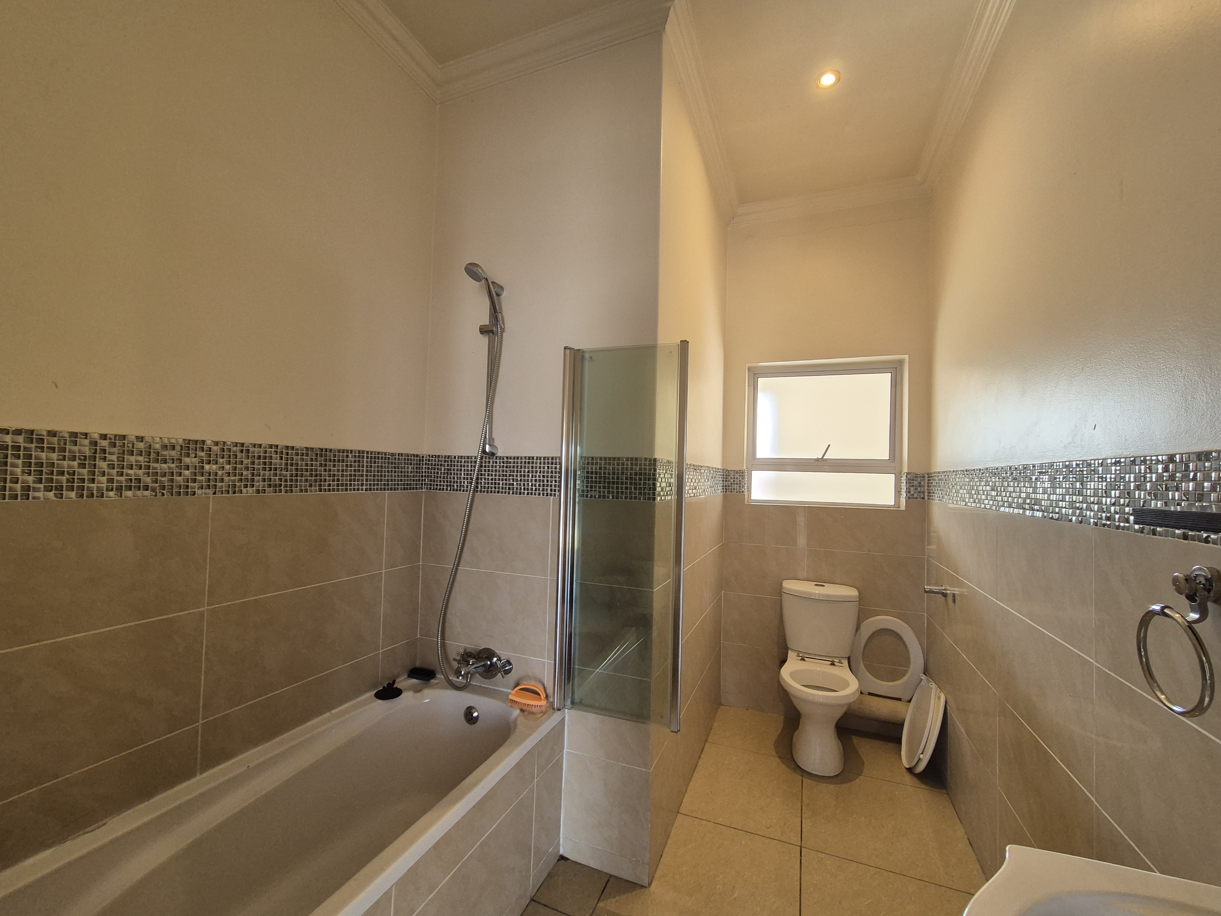 2 Bedroom Property for Sale in Greenstone Hill Gauteng