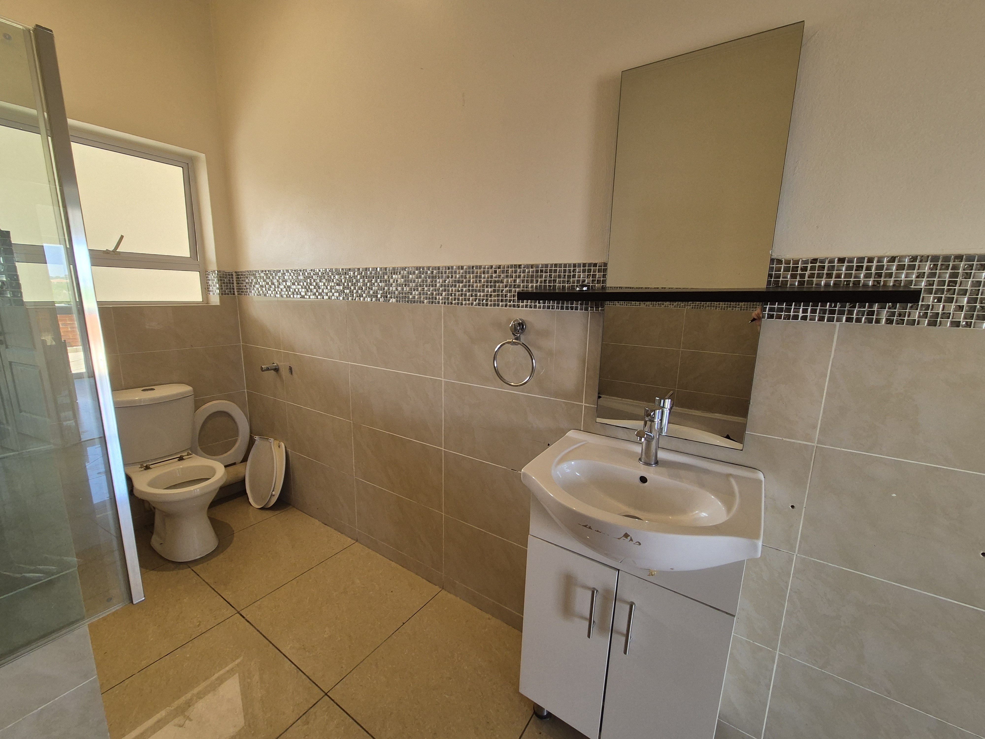 2 Bedroom Property for Sale in Greenstone Hill Gauteng