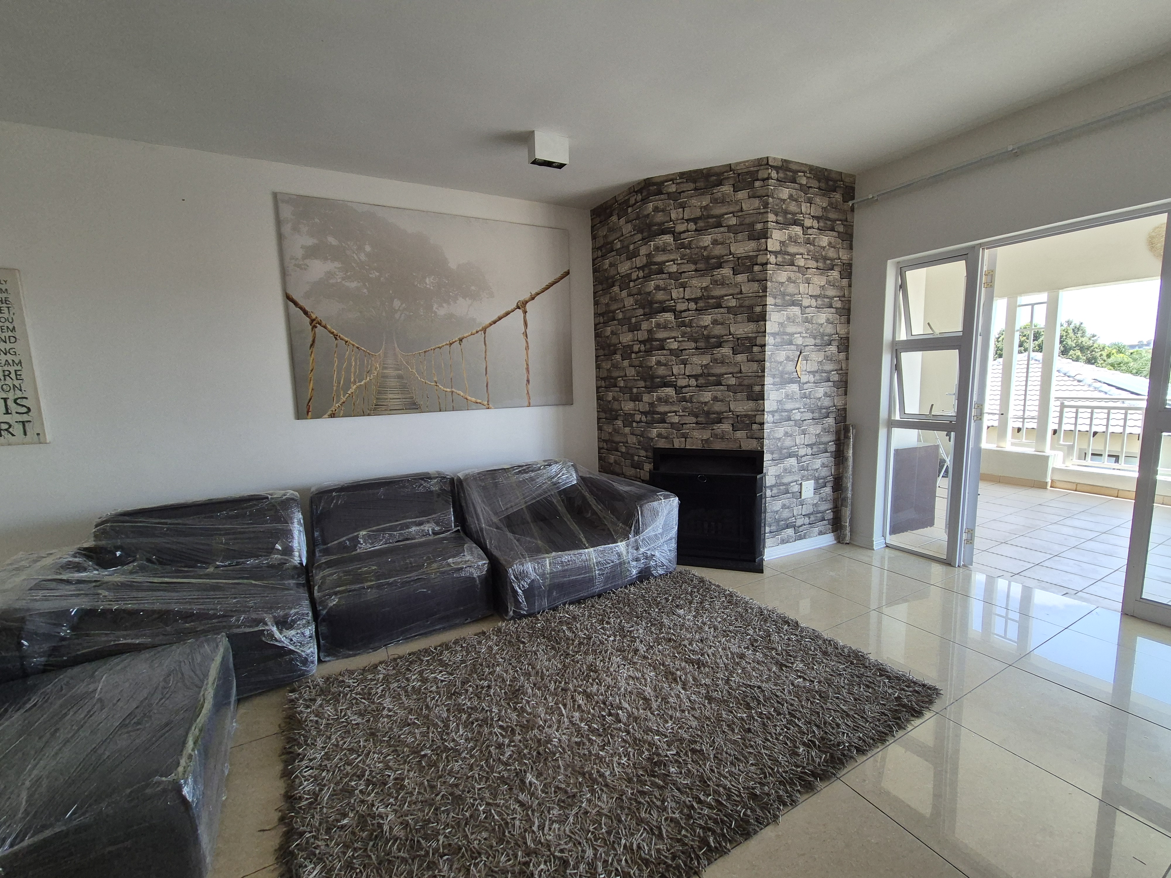 2 Bedroom Property for Sale in Greenstone Hill Gauteng