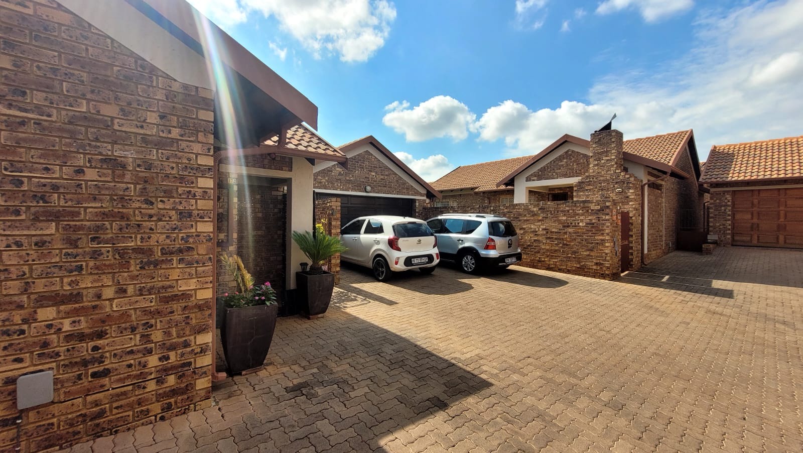 3 Bedroom Property for Sale in Sinoville Gauteng