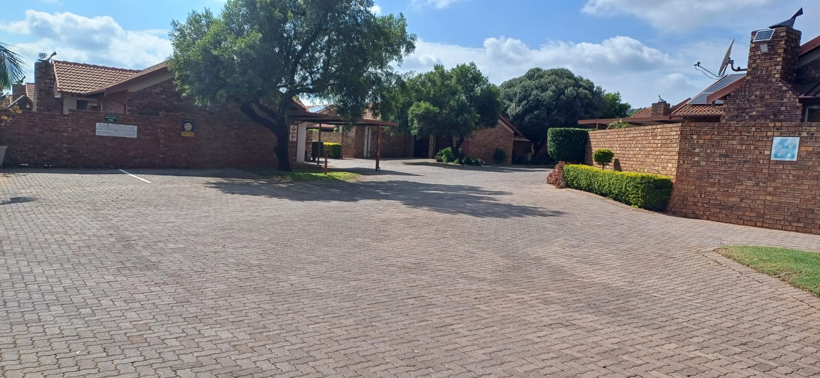 3 Bedroom Property for Sale in Sinoville Gauteng