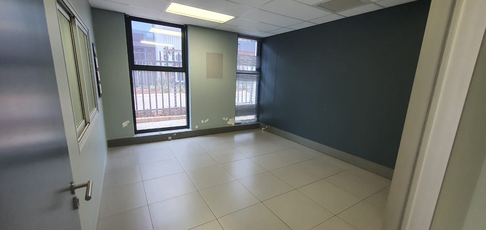 To Let commercial Property for Rent in Meadowdale Gauteng