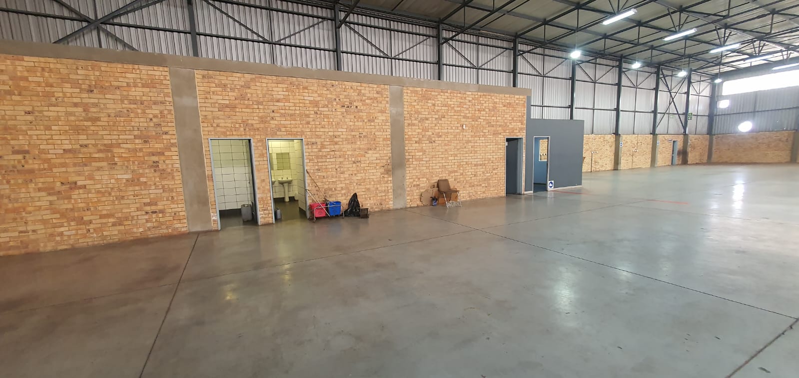 To Let commercial Property for Rent in Meadowdale Gauteng