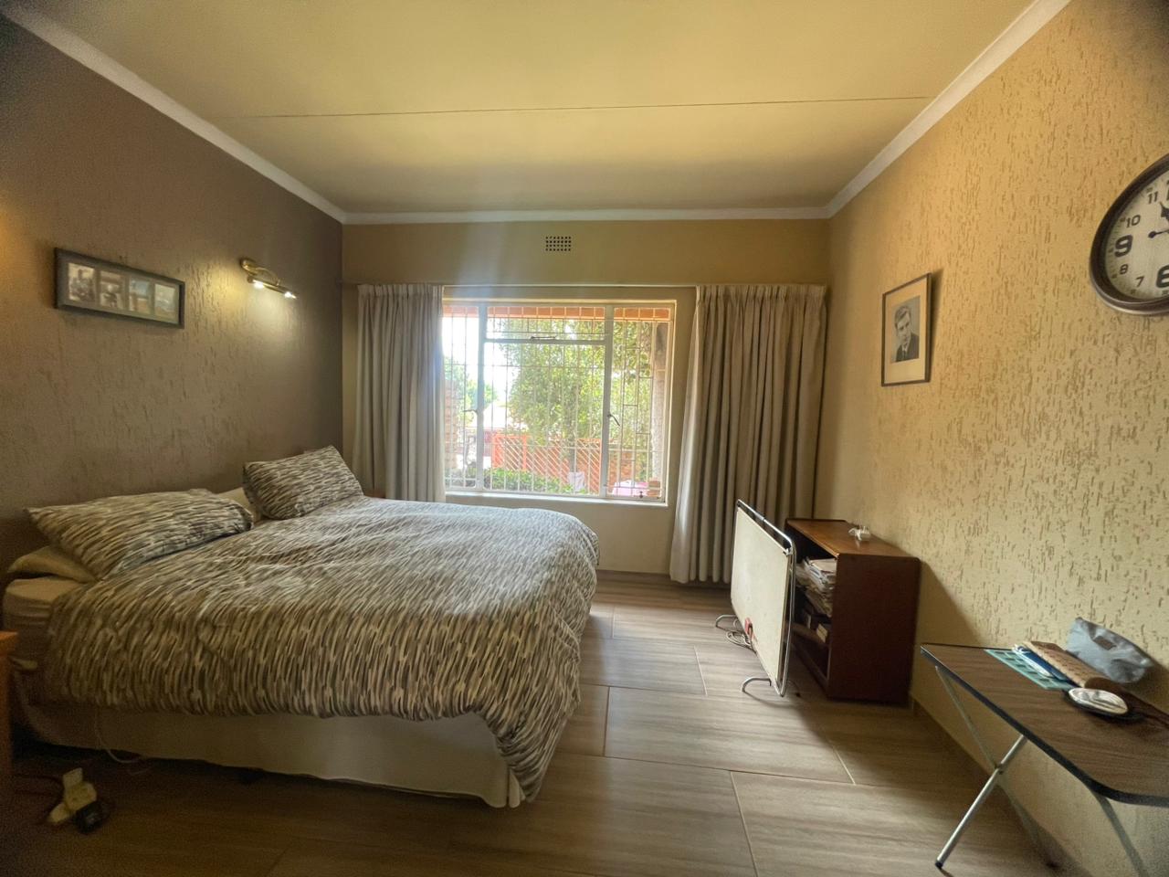 3 Bedroom Property for Sale in Helderkruin Gauteng