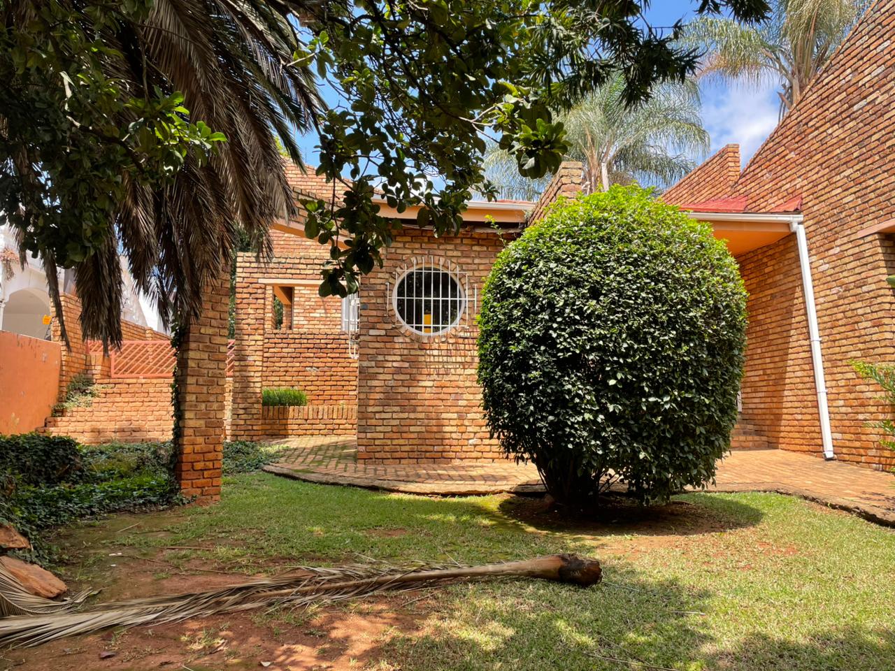 3 Bedroom Property for Sale in Helderkruin Gauteng