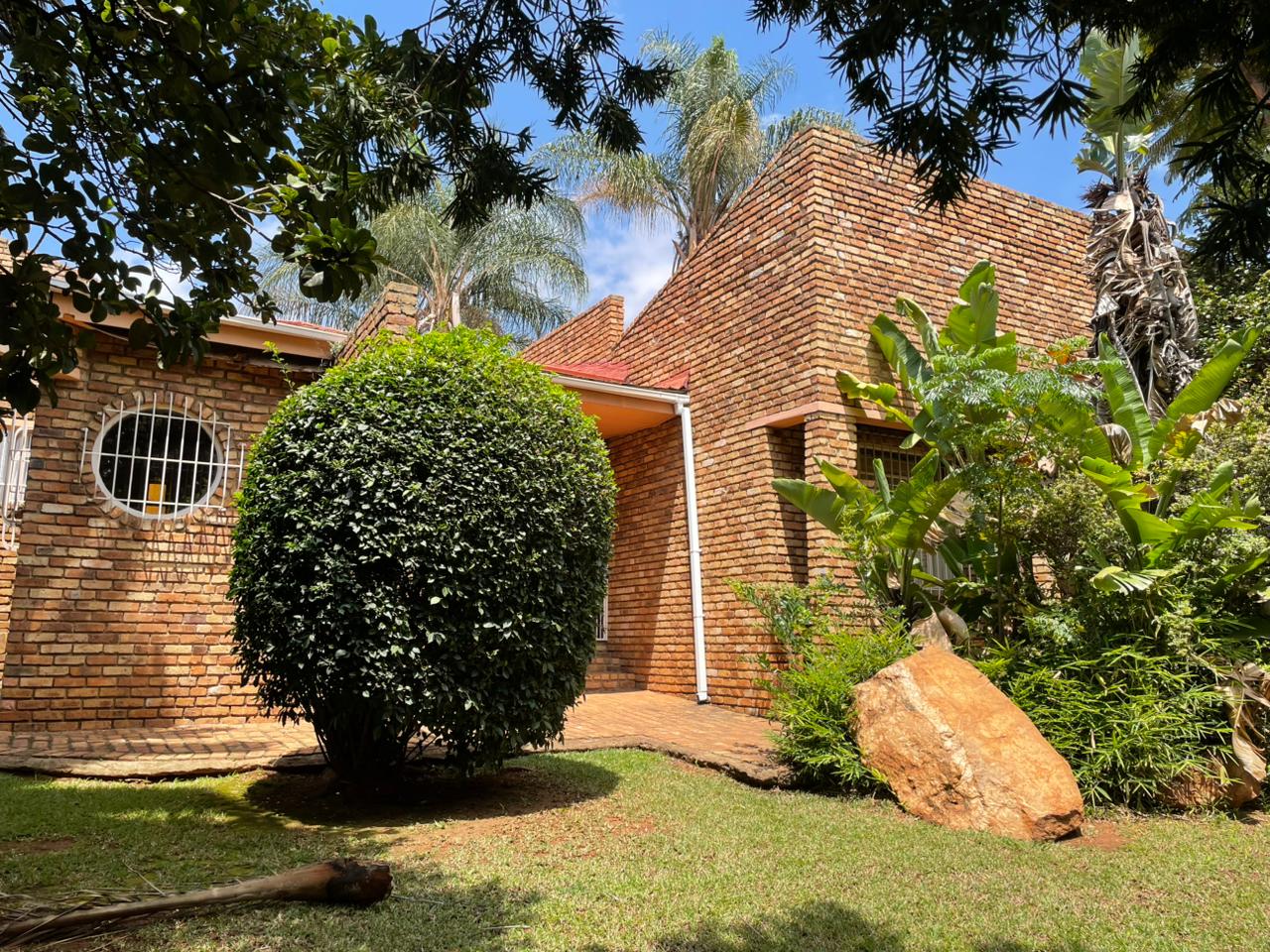 3 Bedroom Property for Sale in Helderkruin Gauteng