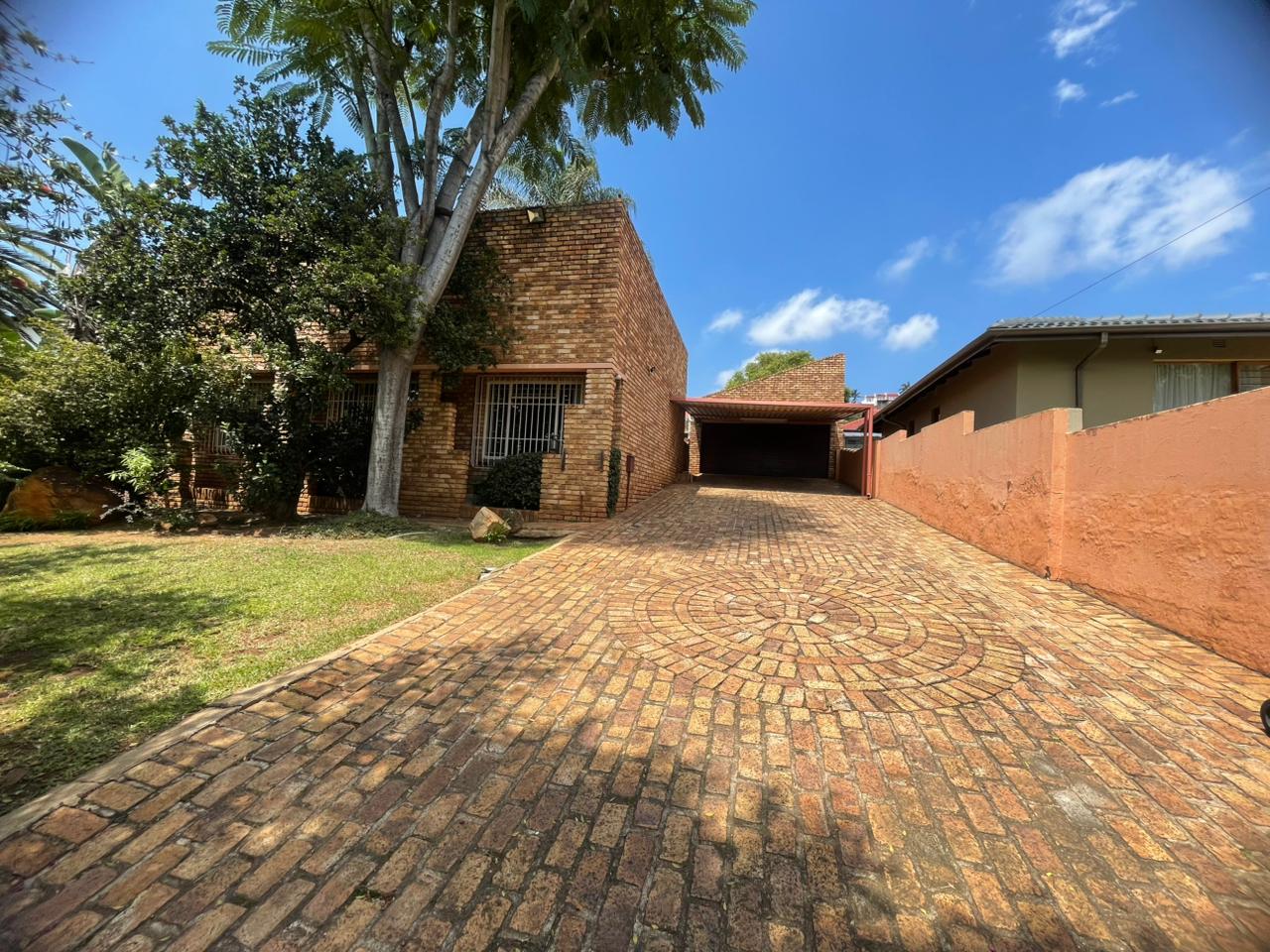 3 Bedroom Property for Sale in Helderkruin Gauteng