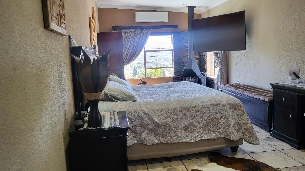 3 Bedroom Property for Sale in Wilro Park Gauteng