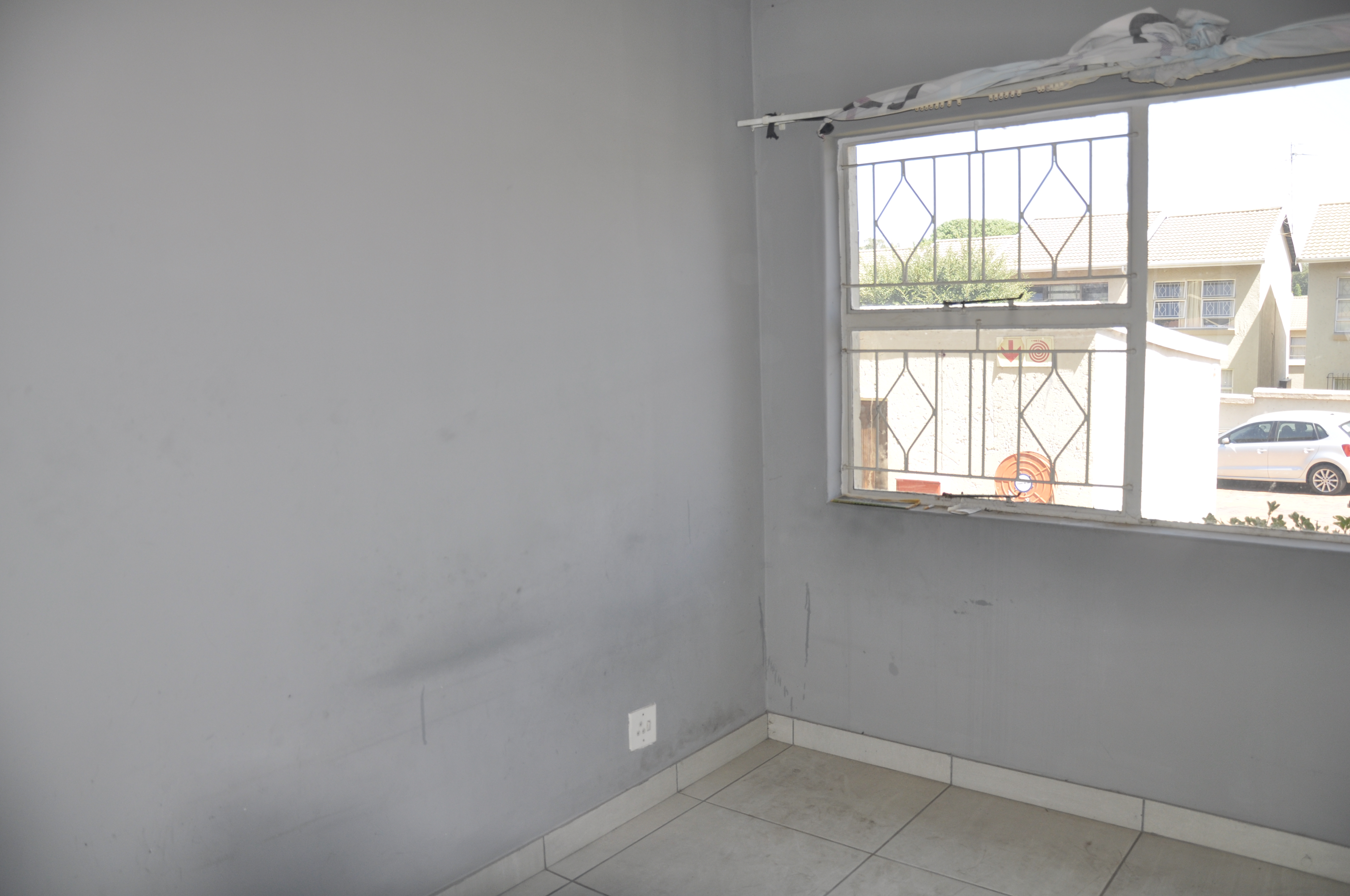 2 Bedroom Property for Sale in Buccleuch Gauteng