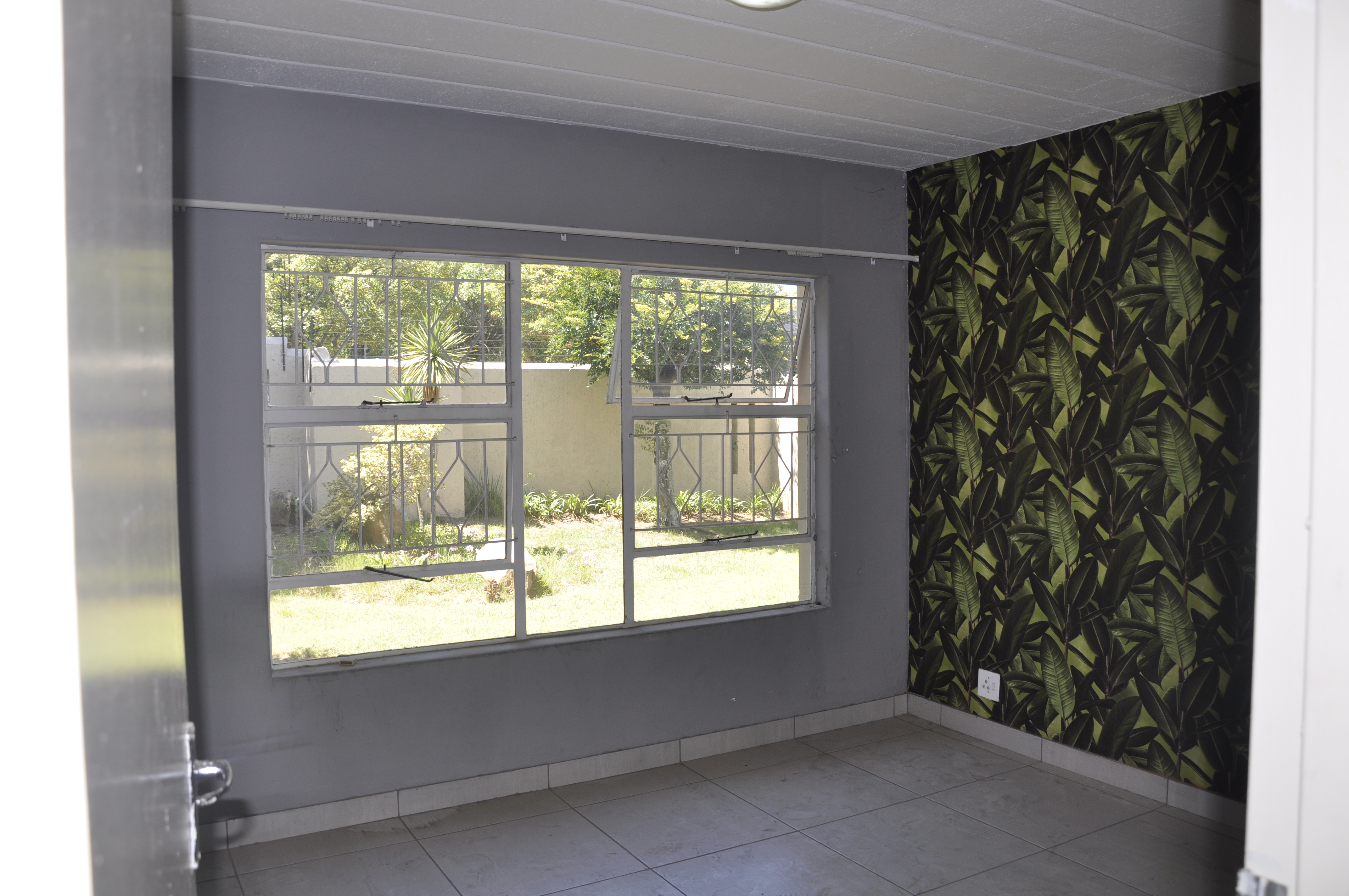 2 Bedroom Property for Sale in Buccleuch Gauteng