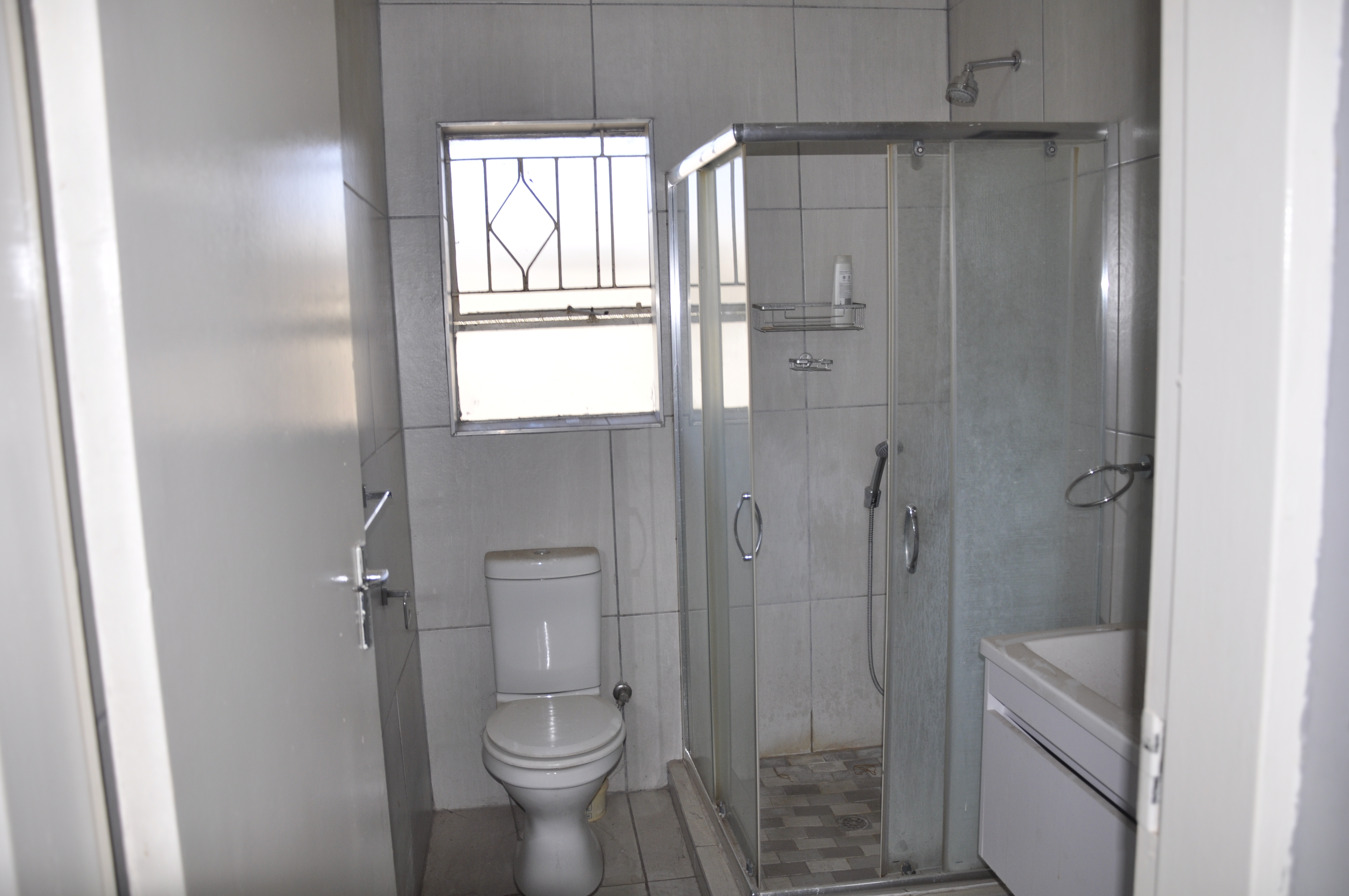 2 Bedroom Property for Sale in Buccleuch Gauteng