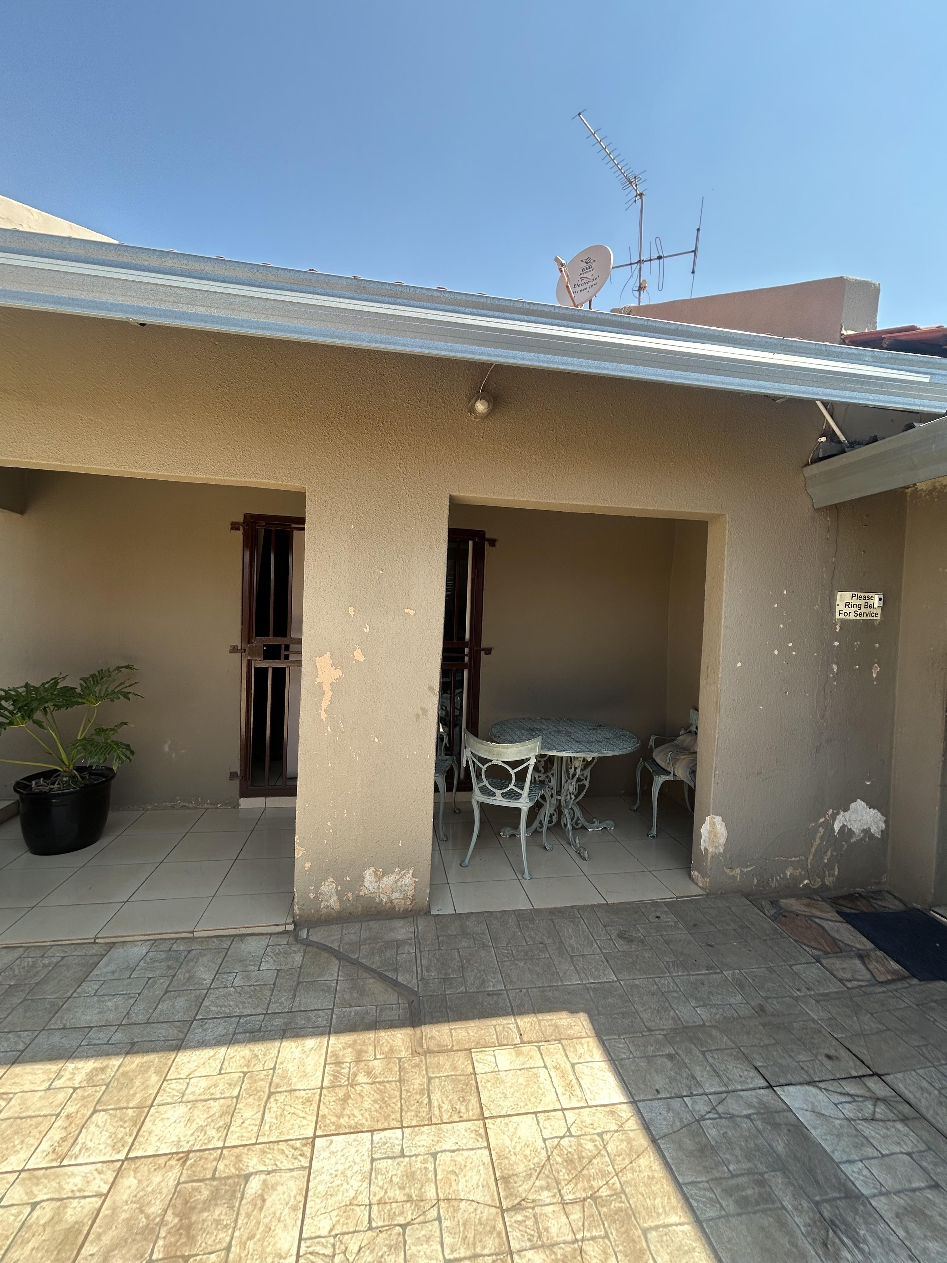 7 Bedroom Property for Sale in Kagiso Gauteng