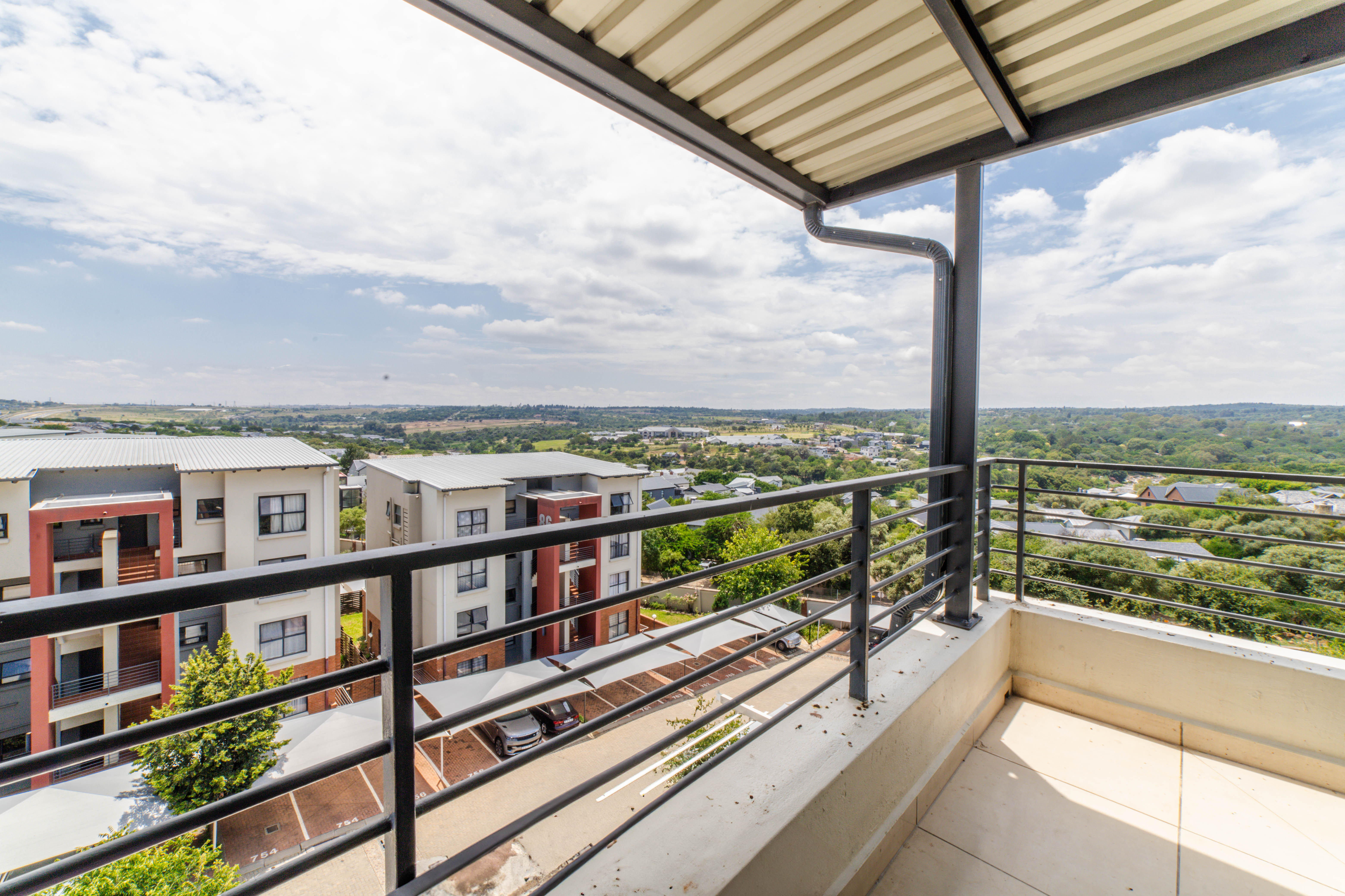 To Let 1 Bedroom Property for Rent in Fourways Gauteng