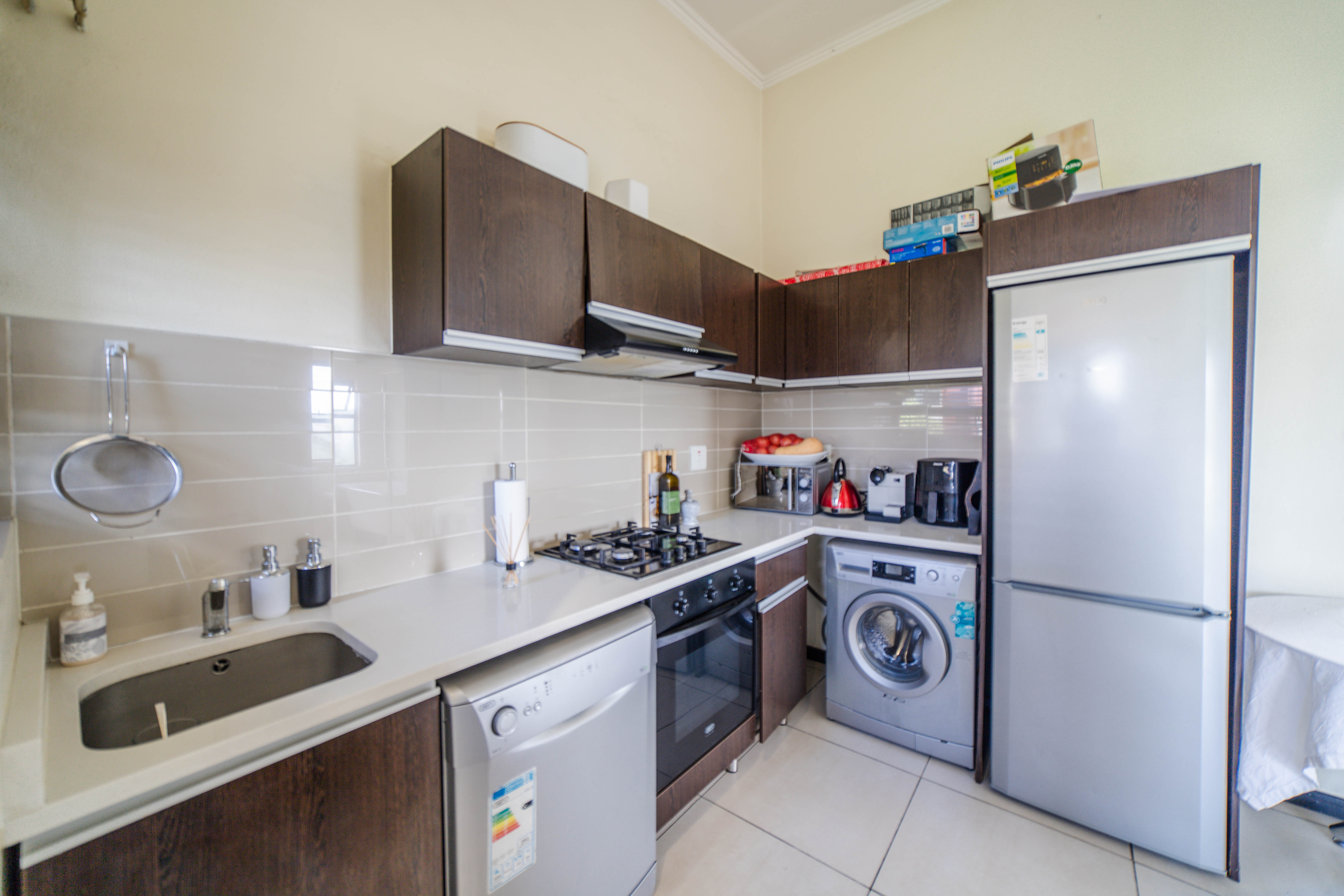 To Let 1 Bedroom Property for Rent in Fourways Gauteng