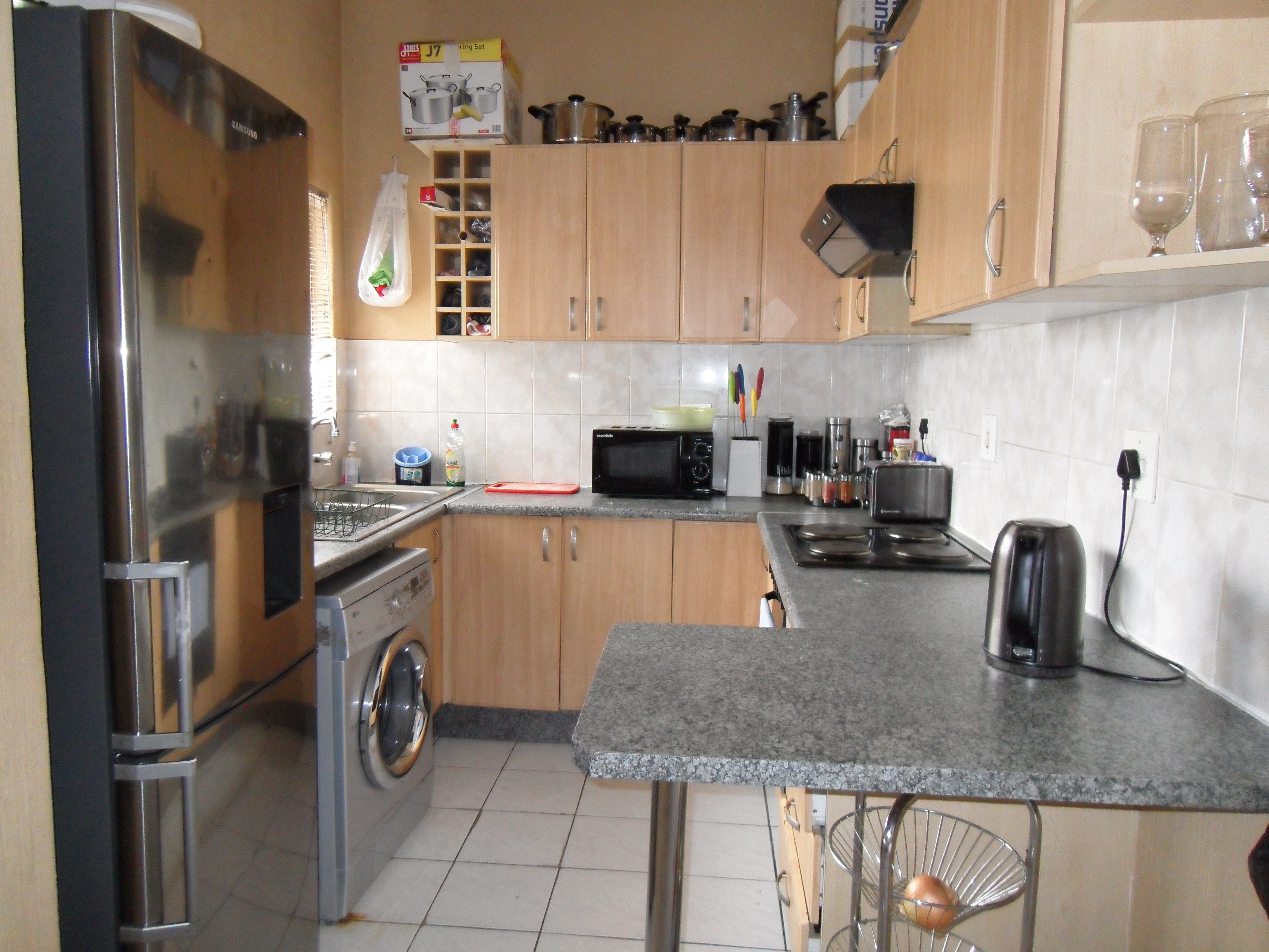 2 Bedroom Property for Sale in Corlett Gardens Gauteng