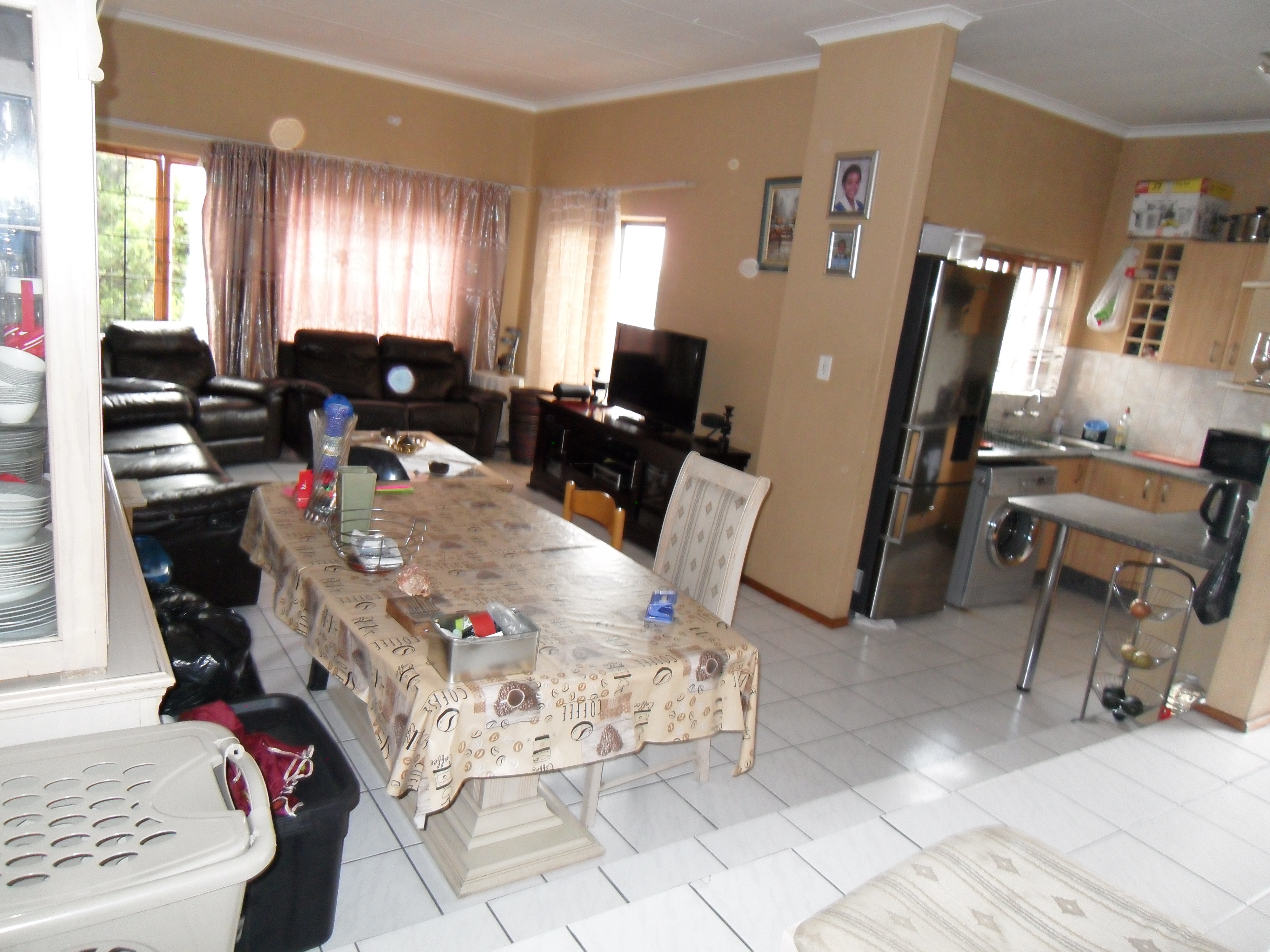 2 Bedroom Property for Sale in Corlett Gardens Gauteng