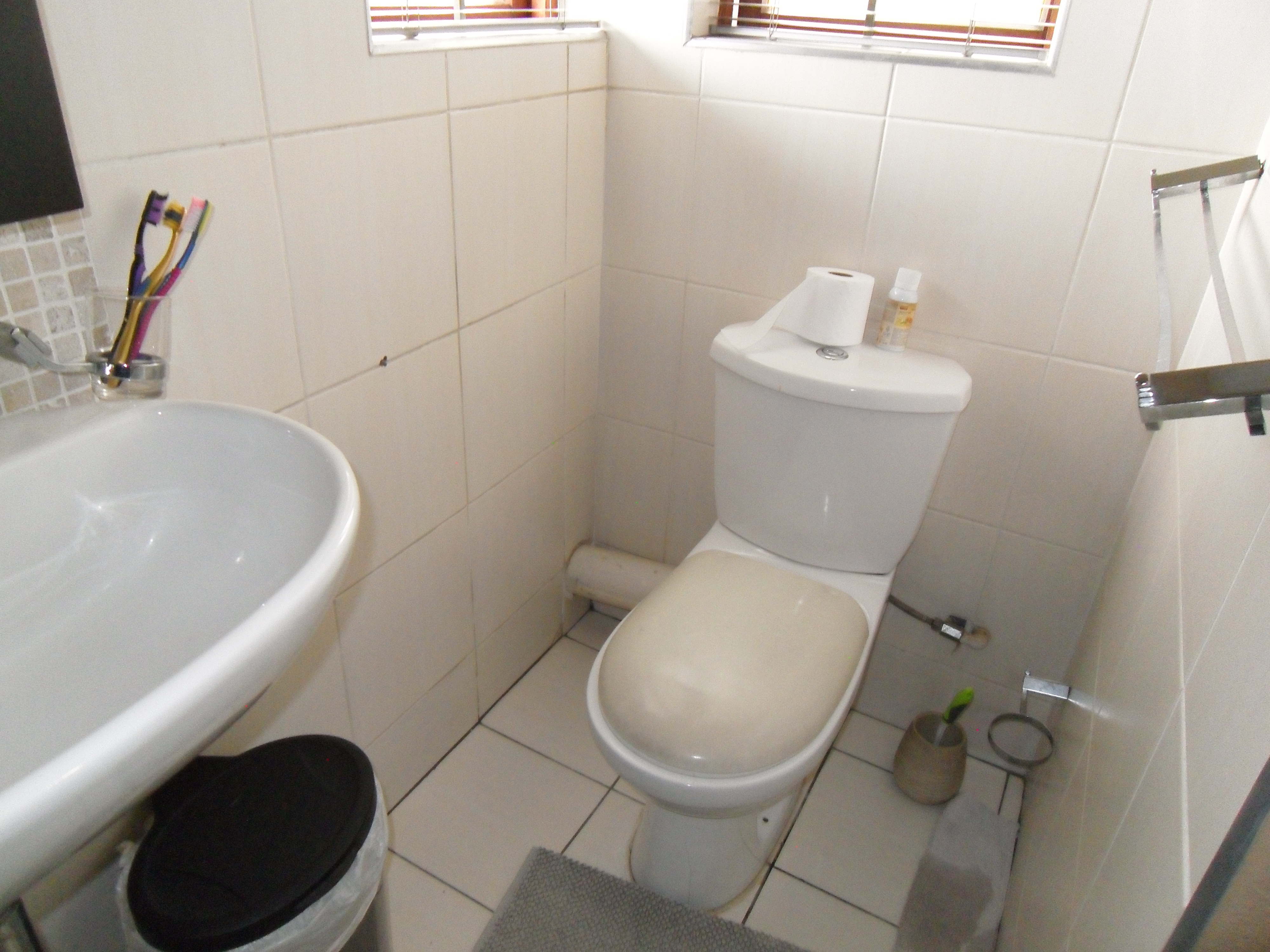 2 Bedroom Property for Sale in Corlett Gardens Gauteng