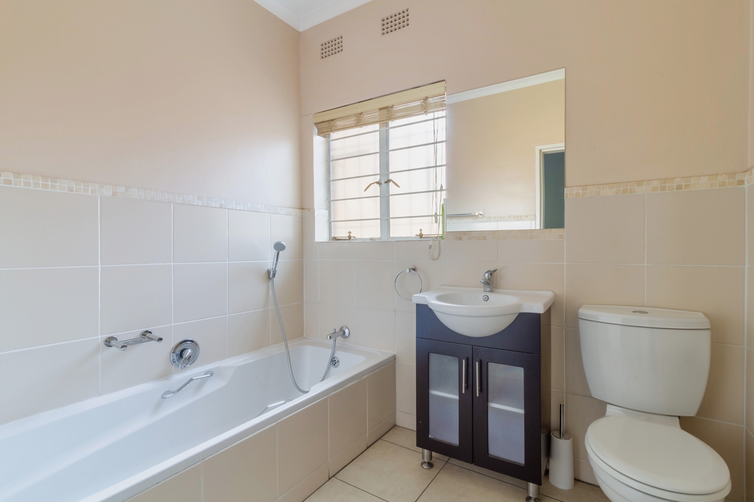 3 Bedroom Property for Sale in Gallo Manor Gauteng