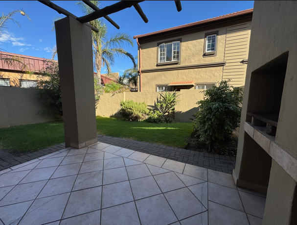 2 Bedroom Property for Sale in Eden Glen Gauteng