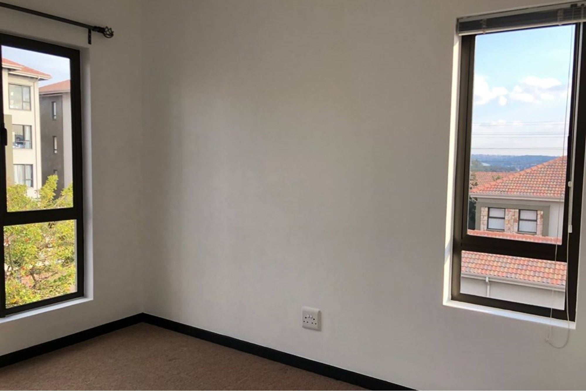 2 Bedroom Property for Sale in Barbeque Downs Gauteng