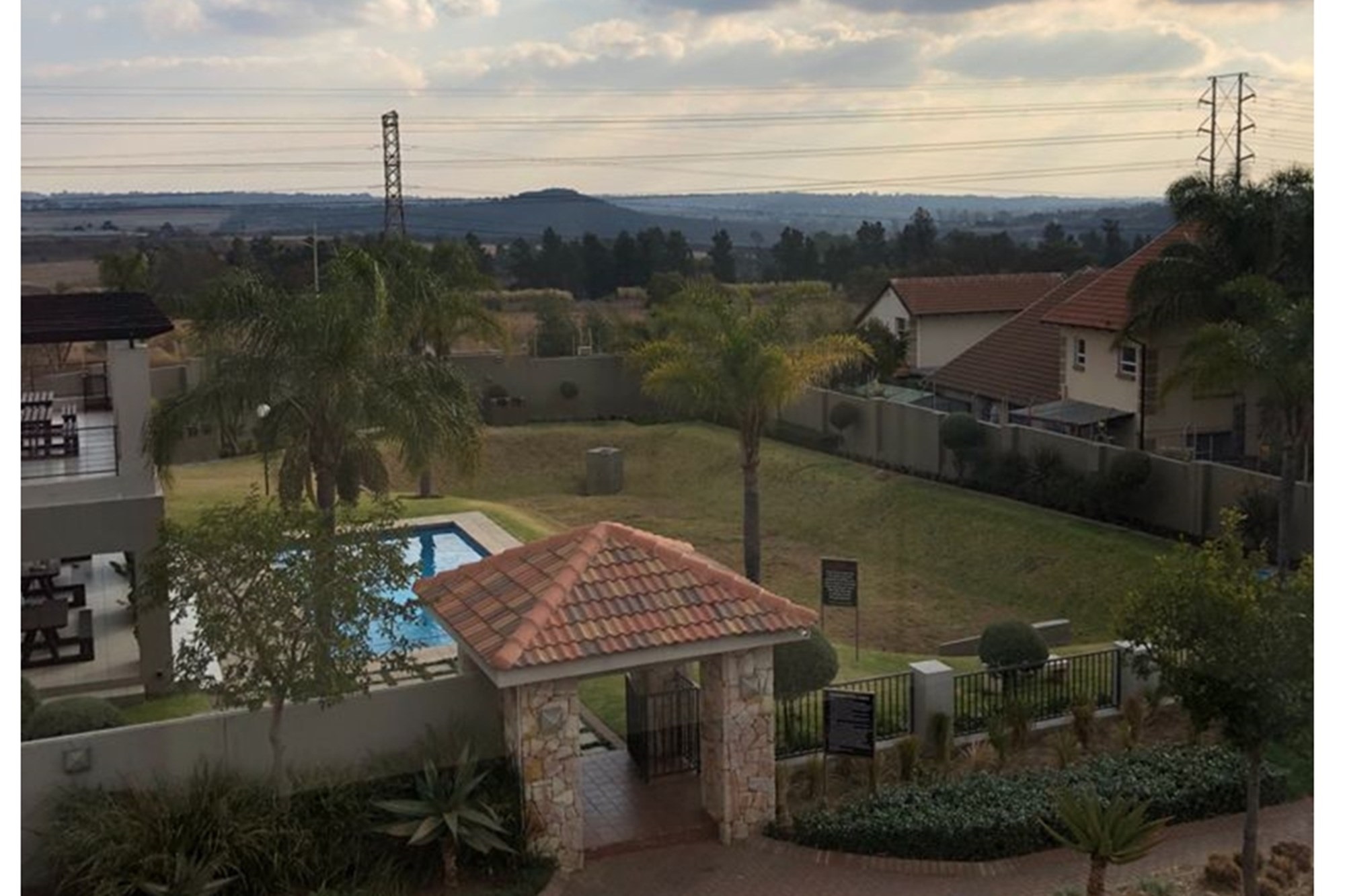 2 Bedroom Property for Sale in Barbeque Downs Gauteng