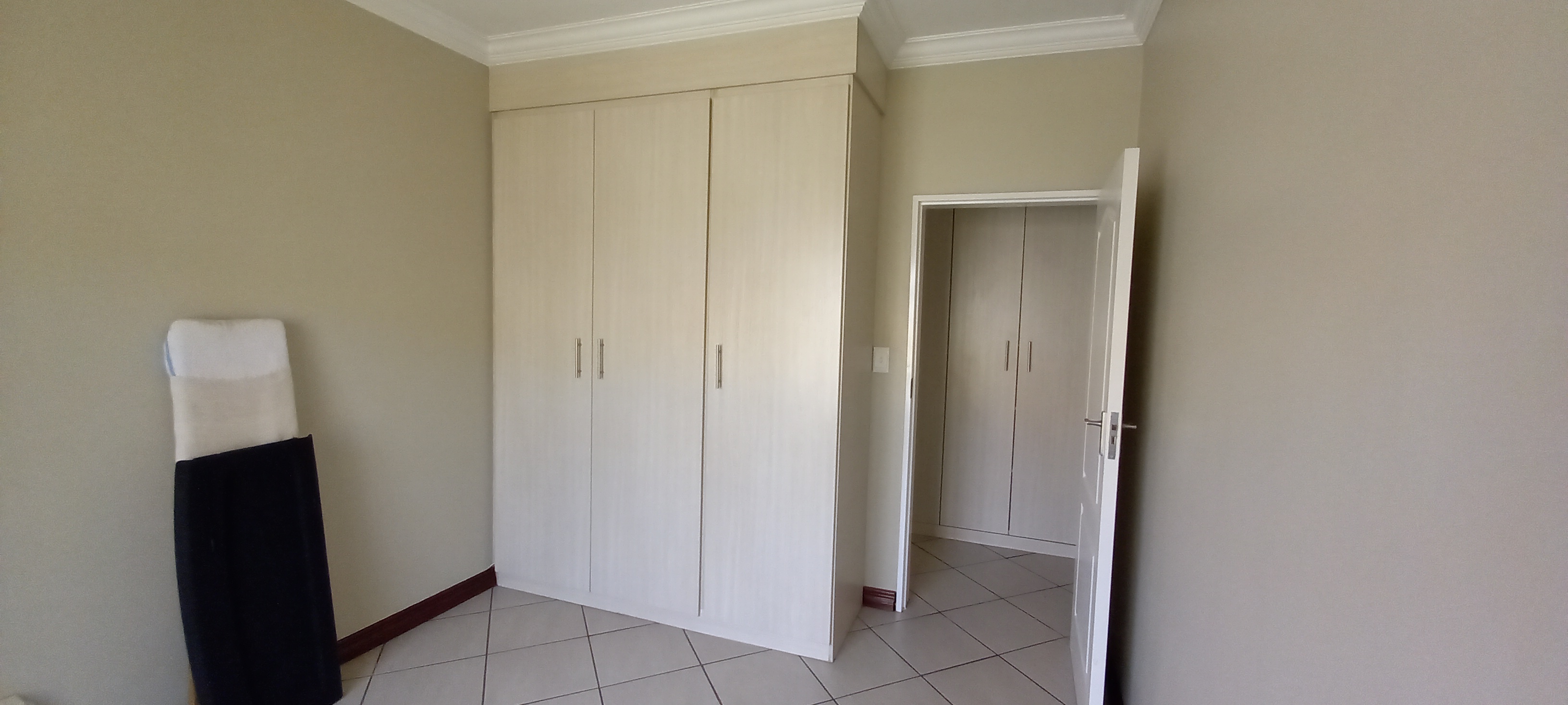 To Let 3 Bedroom Property for Rent in Waverley Gauteng