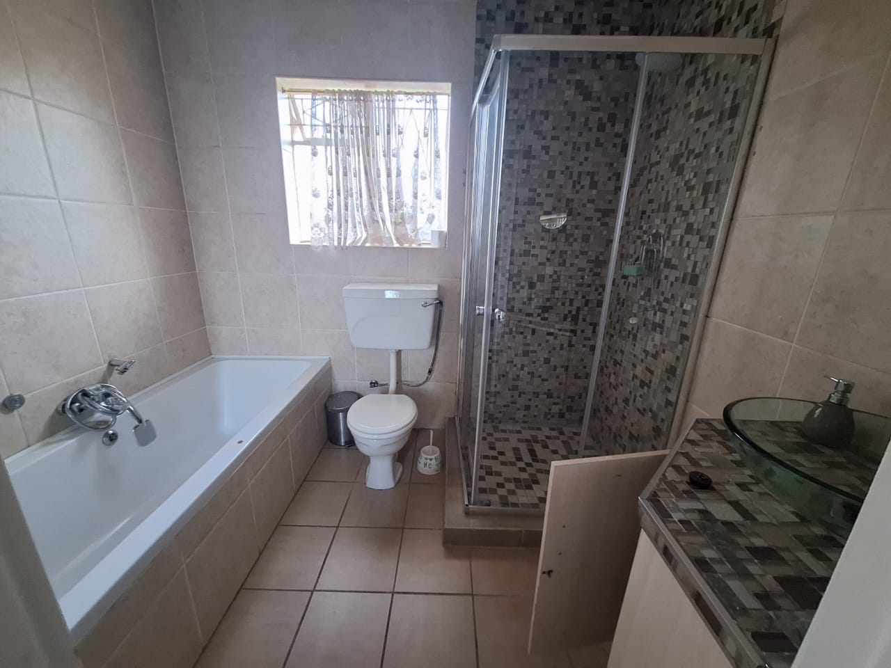 3 Bedroom Property for Sale in Birchleigh Gauteng