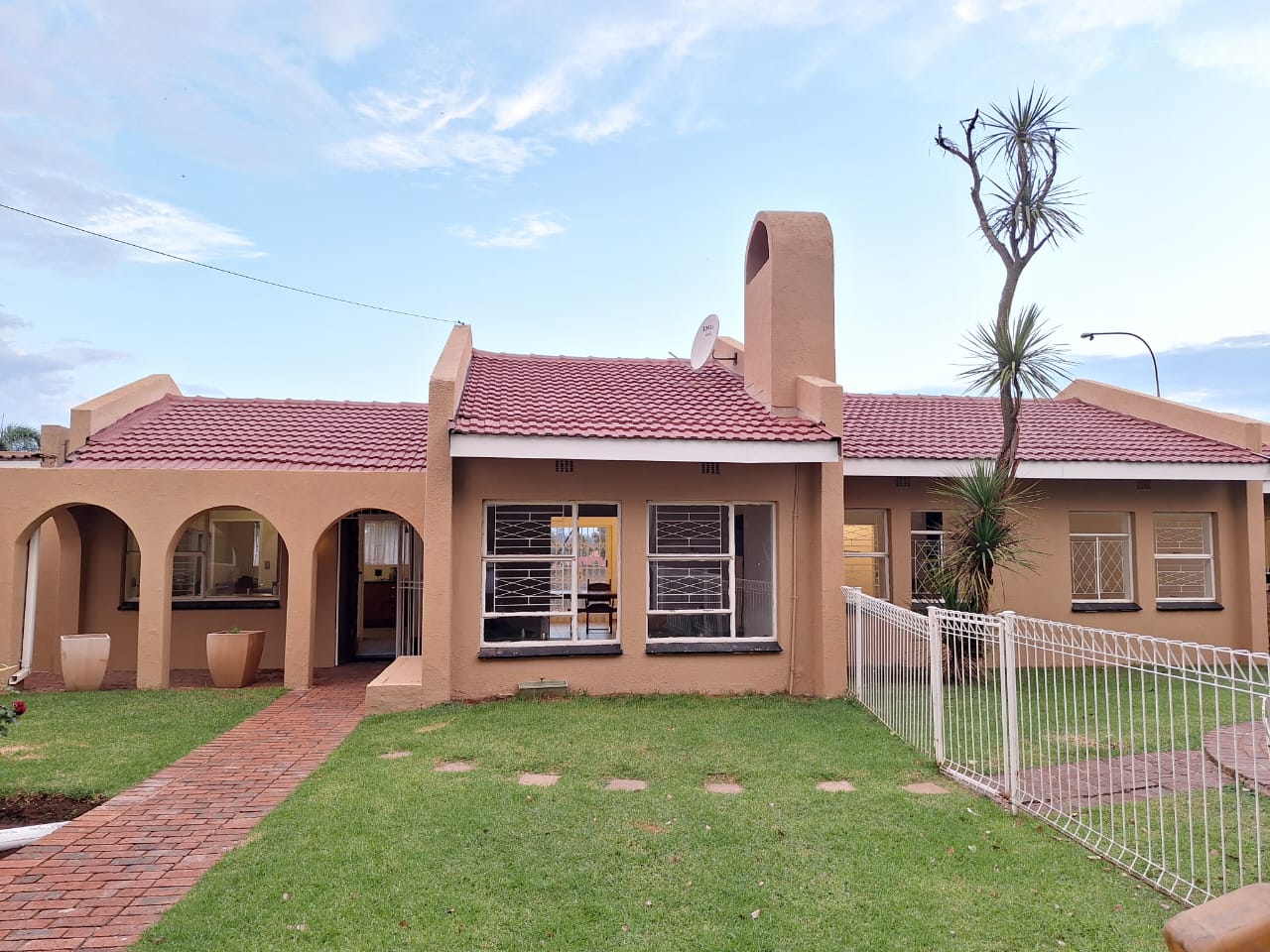 3 Bedroom Property for Sale in Birchleigh Gauteng