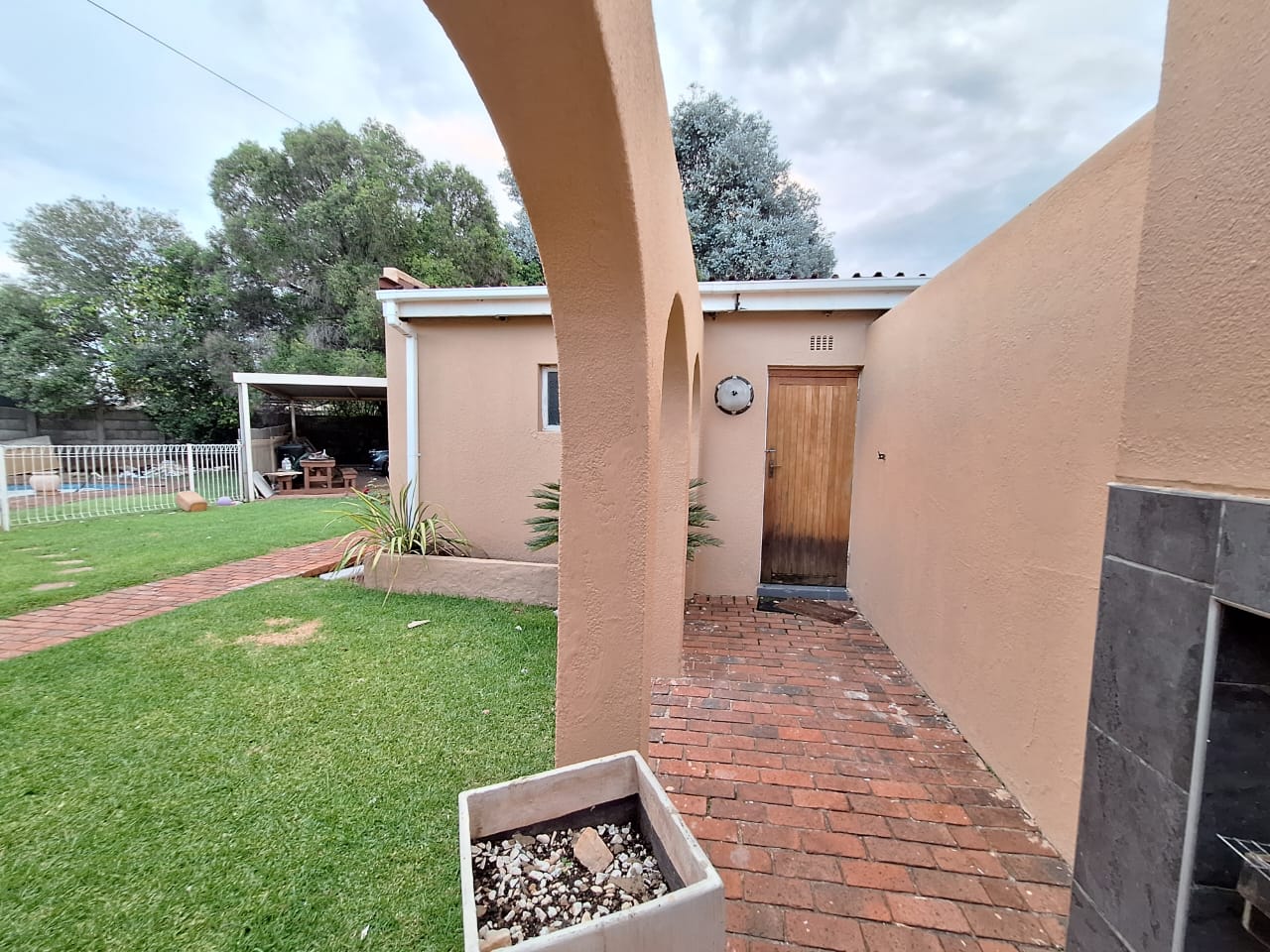 3 Bedroom Property for Sale in Birchleigh Gauteng