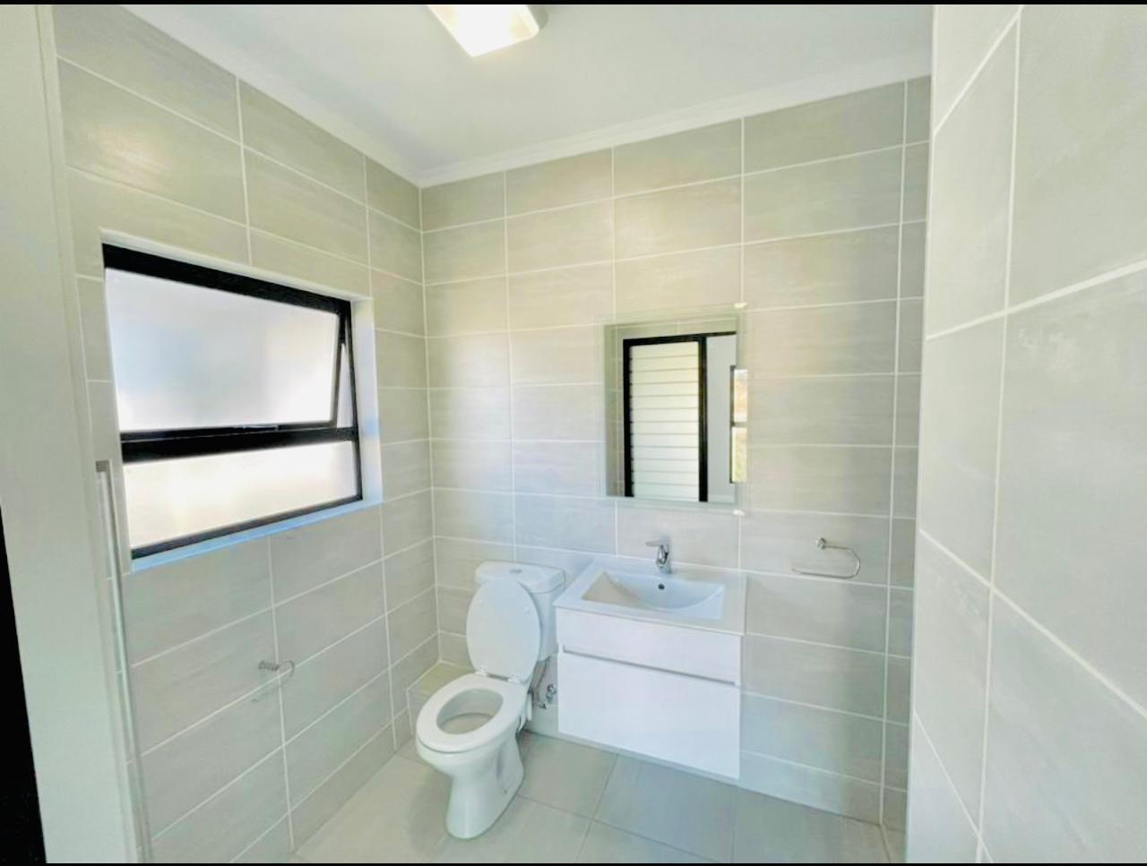 To Let 2 Bedroom Property for Rent in Waterfall Gauteng