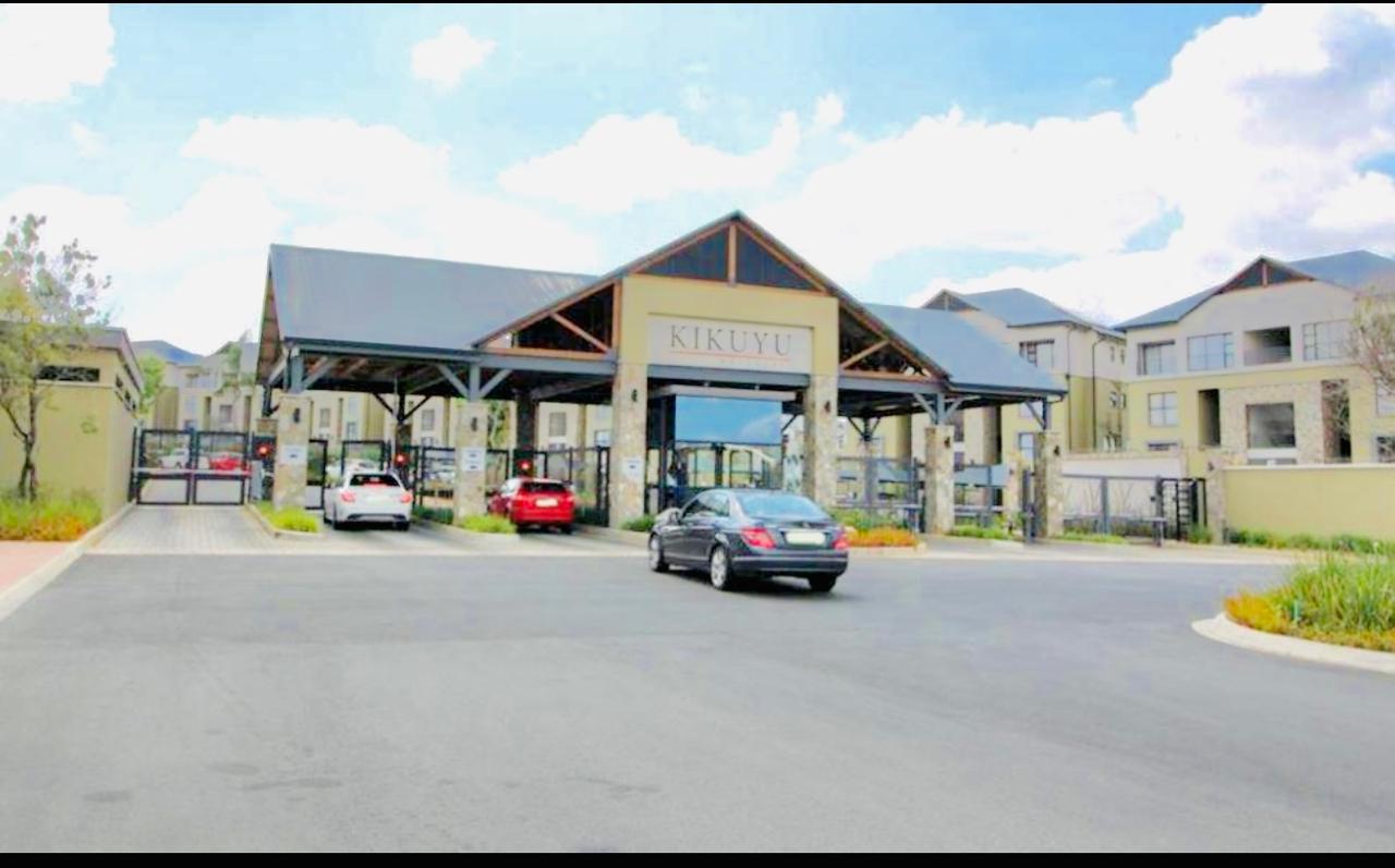 To Let 2 Bedroom Property for Rent in Waterfall Gauteng