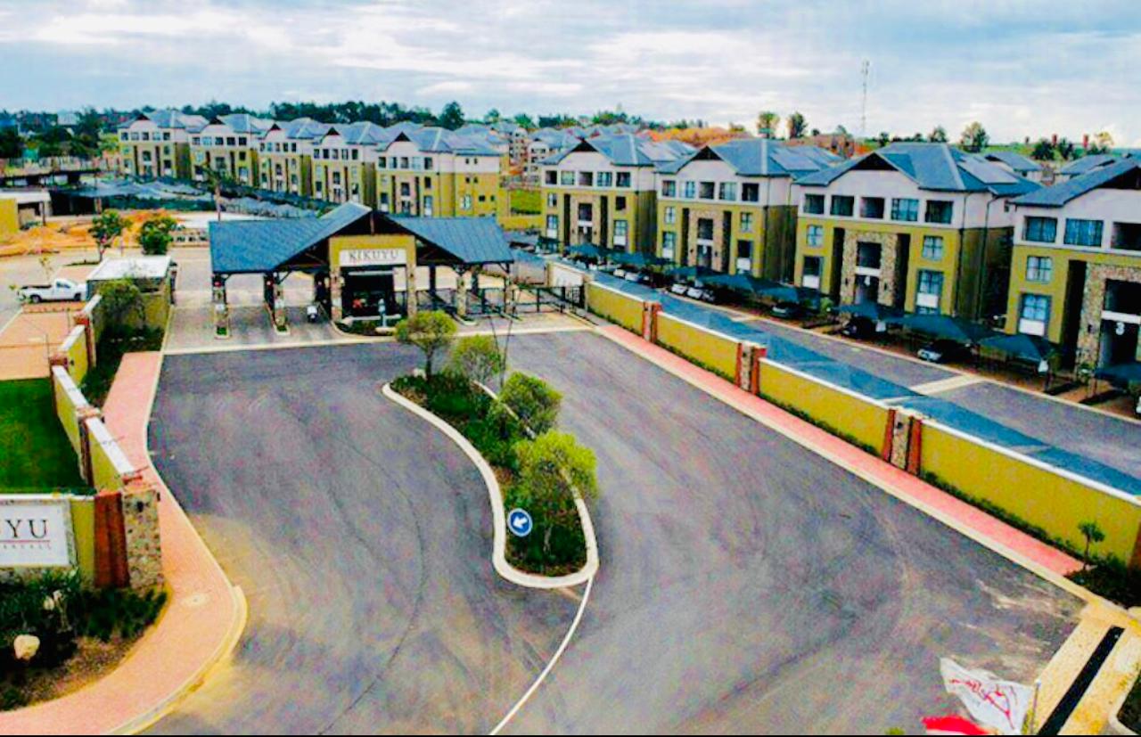 To Let 2 Bedroom Property for Rent in Waterfall Gauteng
